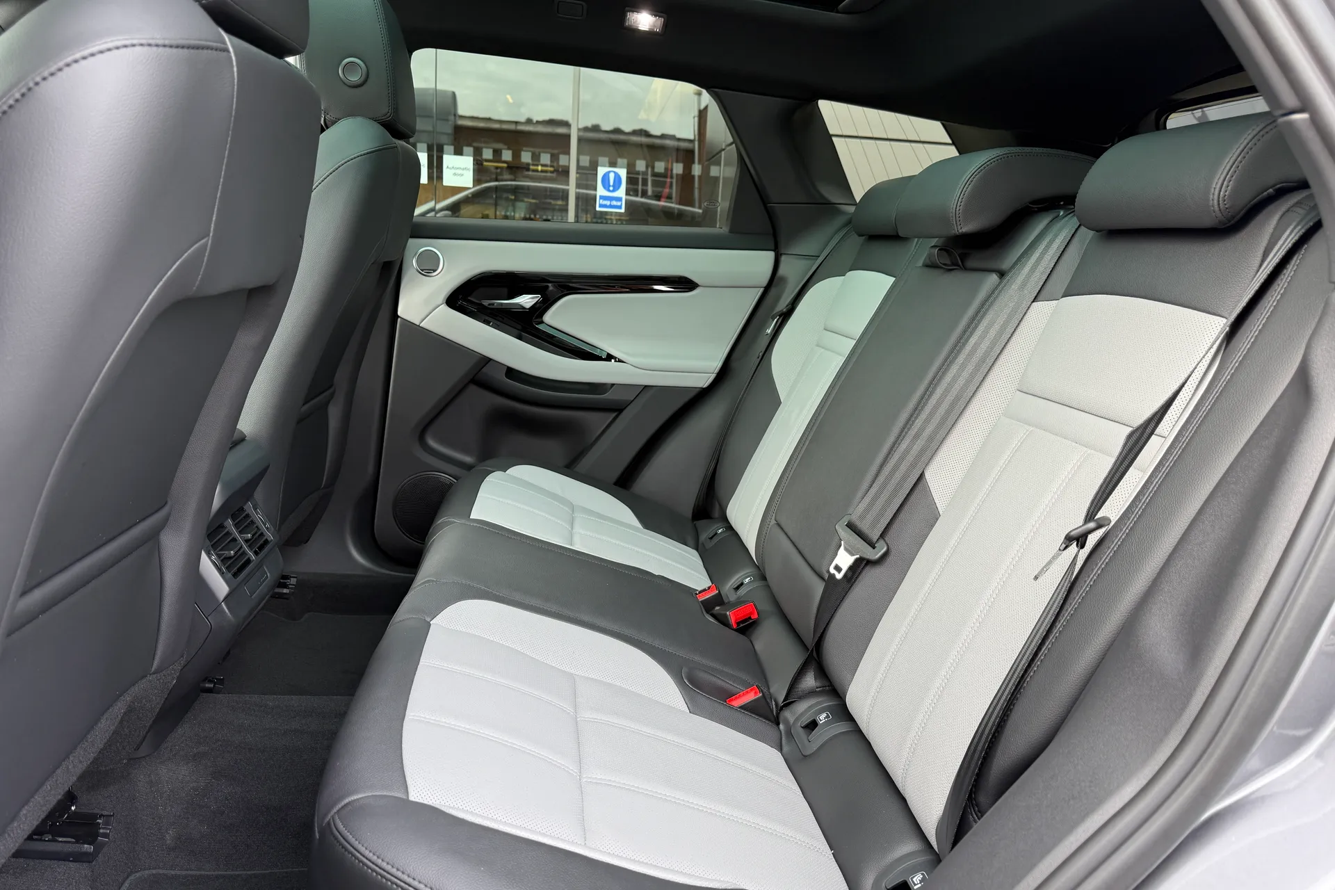 LAND ROVER RANGE ROVER EVOQUE thumbnail image number 58