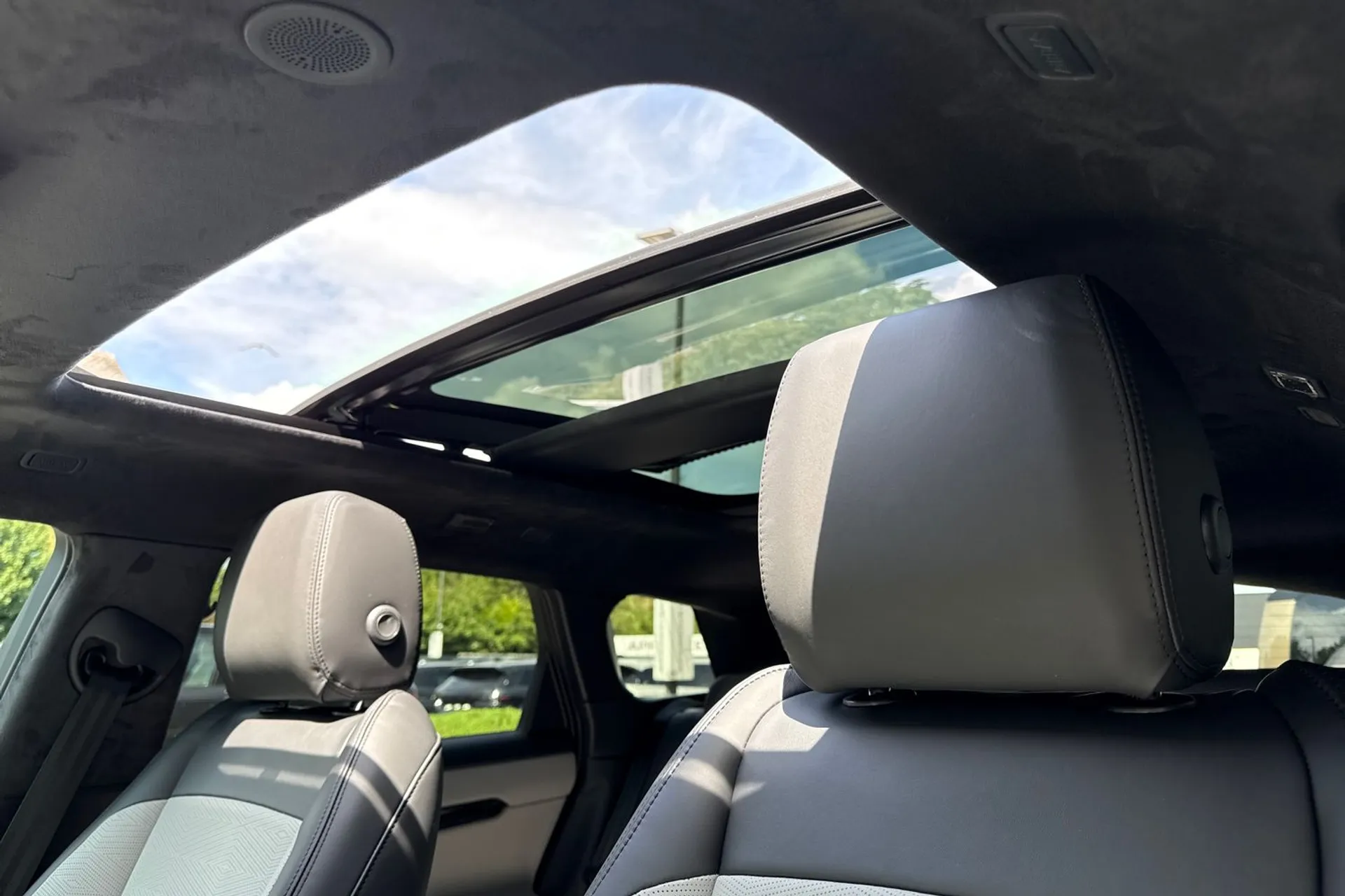 LAND ROVER RANGE ROVER EVOQUE thumbnail image number 5