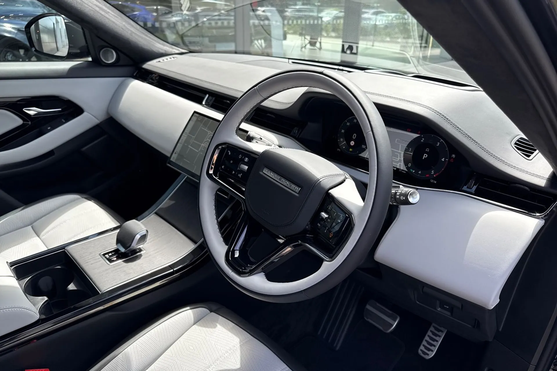 LAND ROVER RANGE ROVER EVOQUE thumbnail image number 43