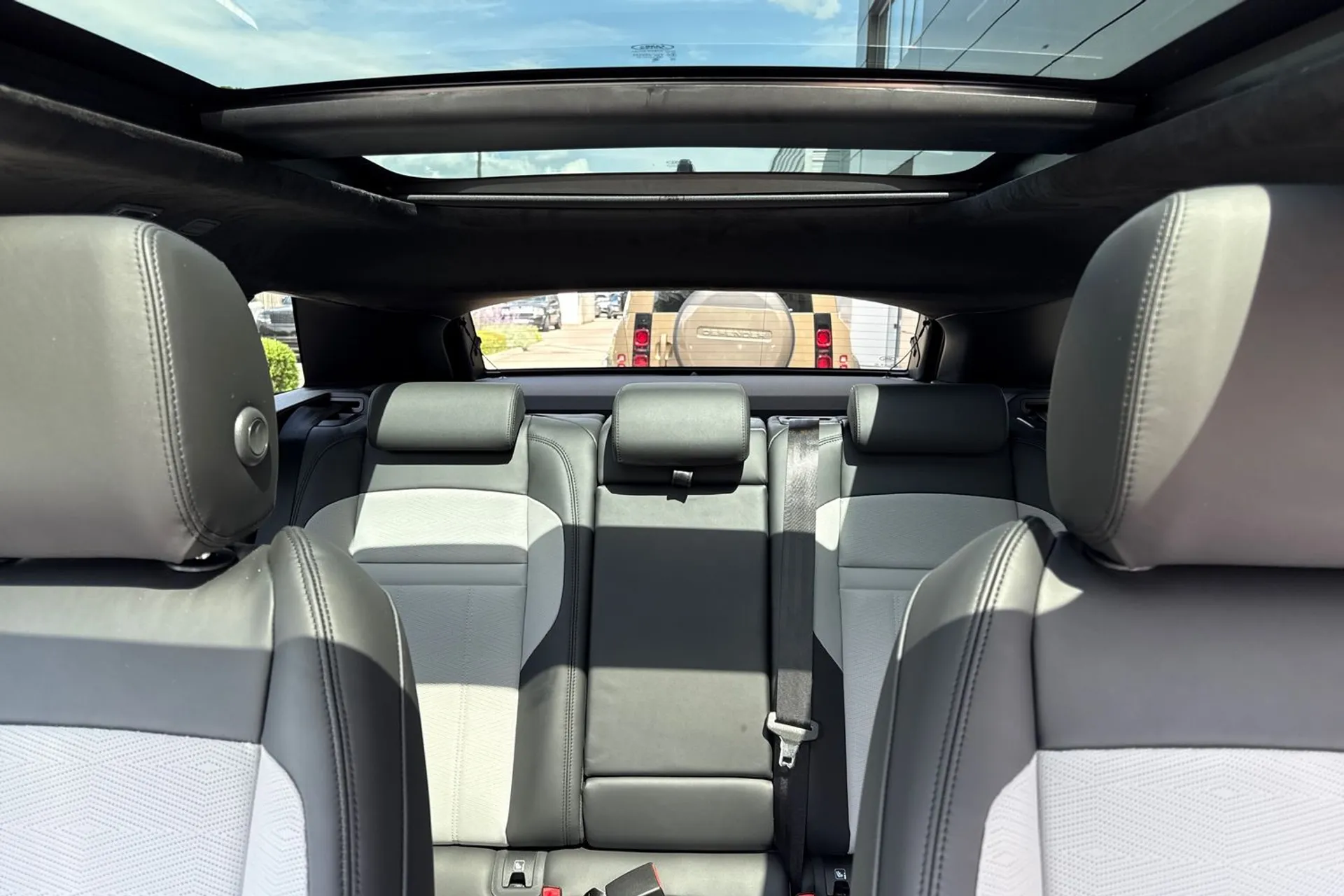 LAND ROVER RANGE ROVER EVOQUE thumbnail image number 40