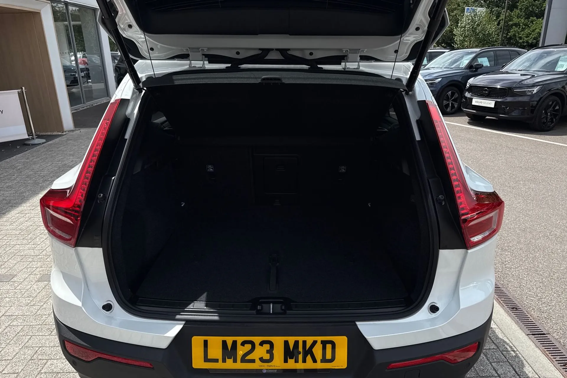 Volvo XC40 thumbnail image number 19