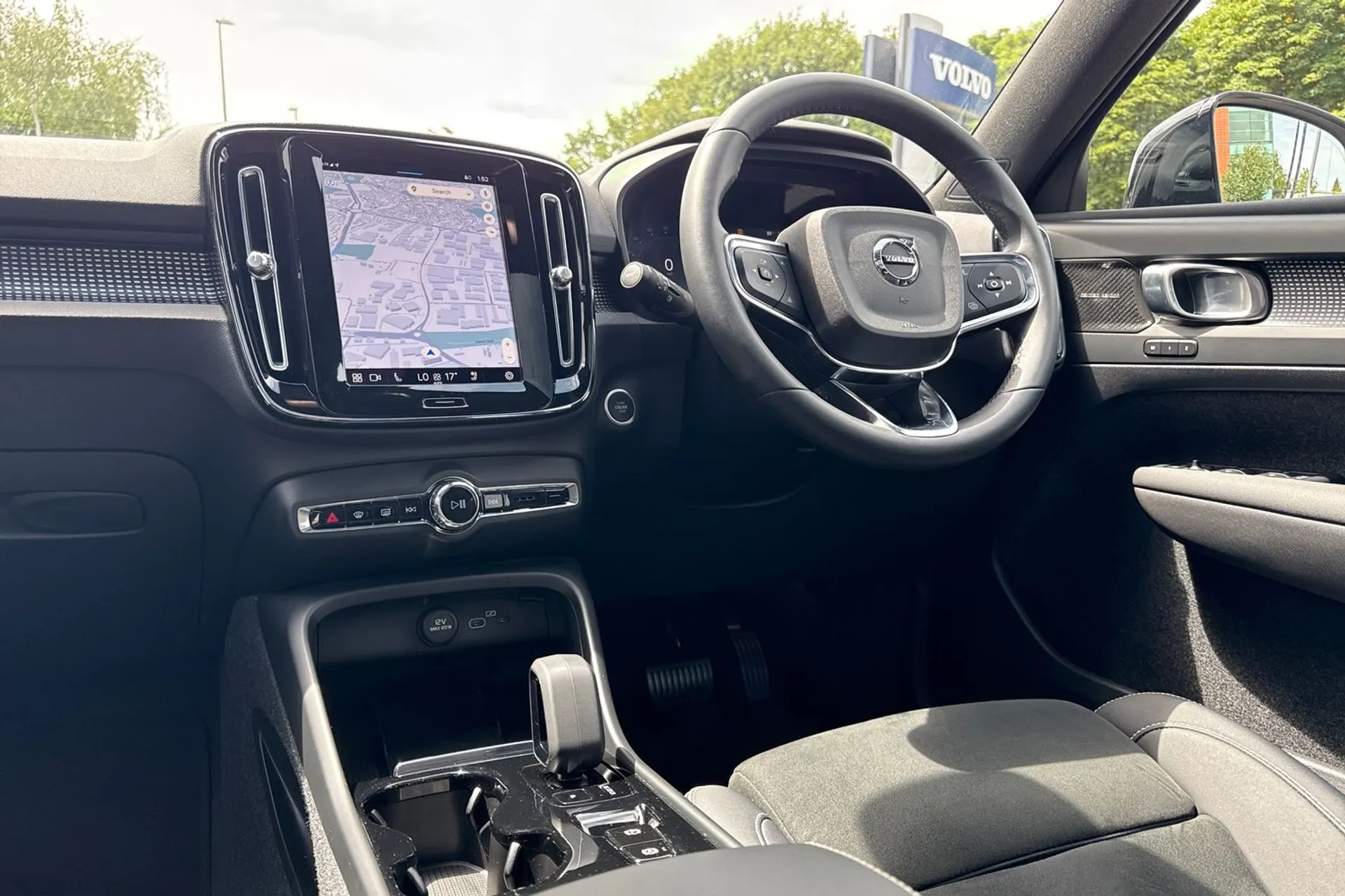 Volvo XC40 thumbnail image number 34