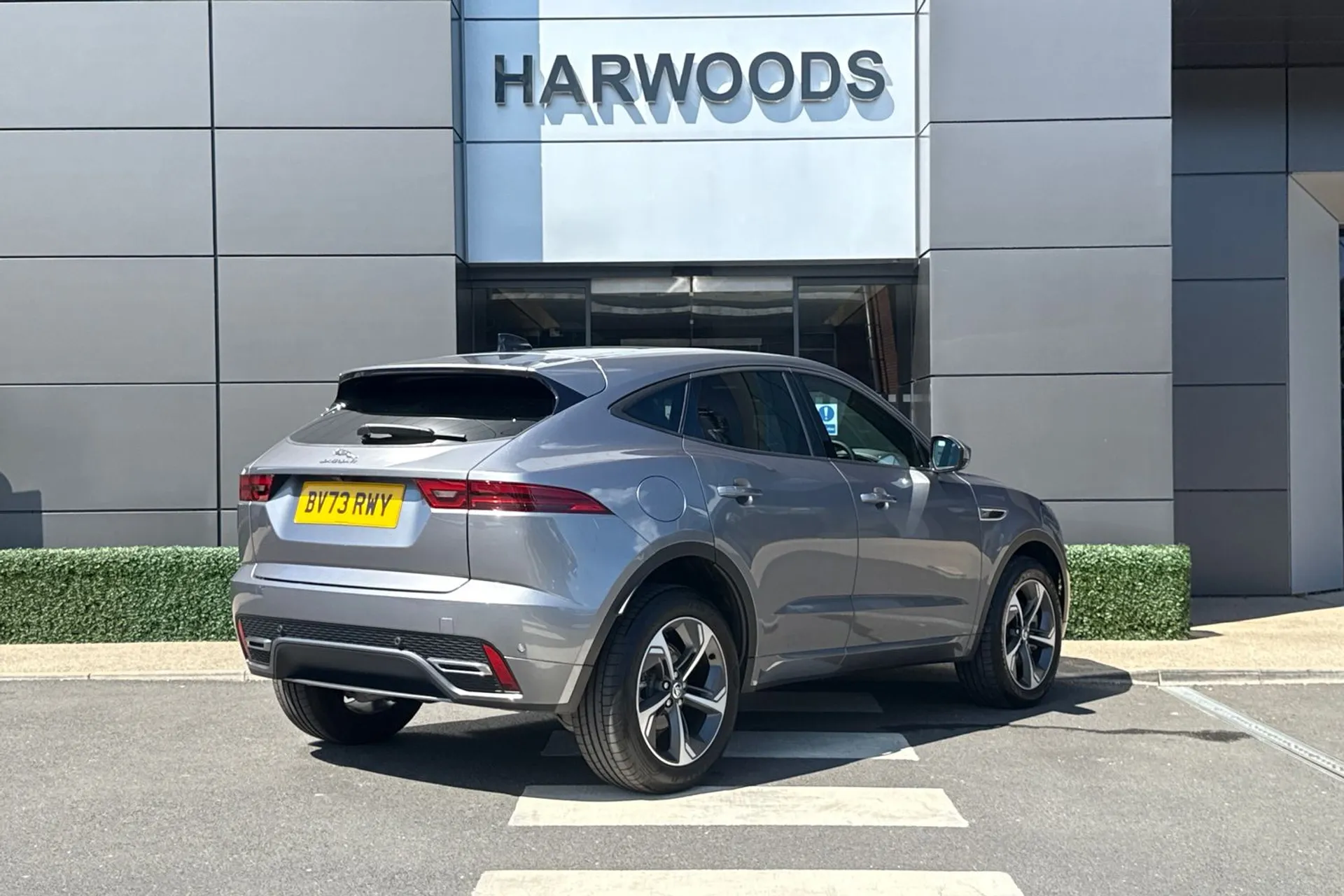 Jaguar E-PACE thumbnail image number 6