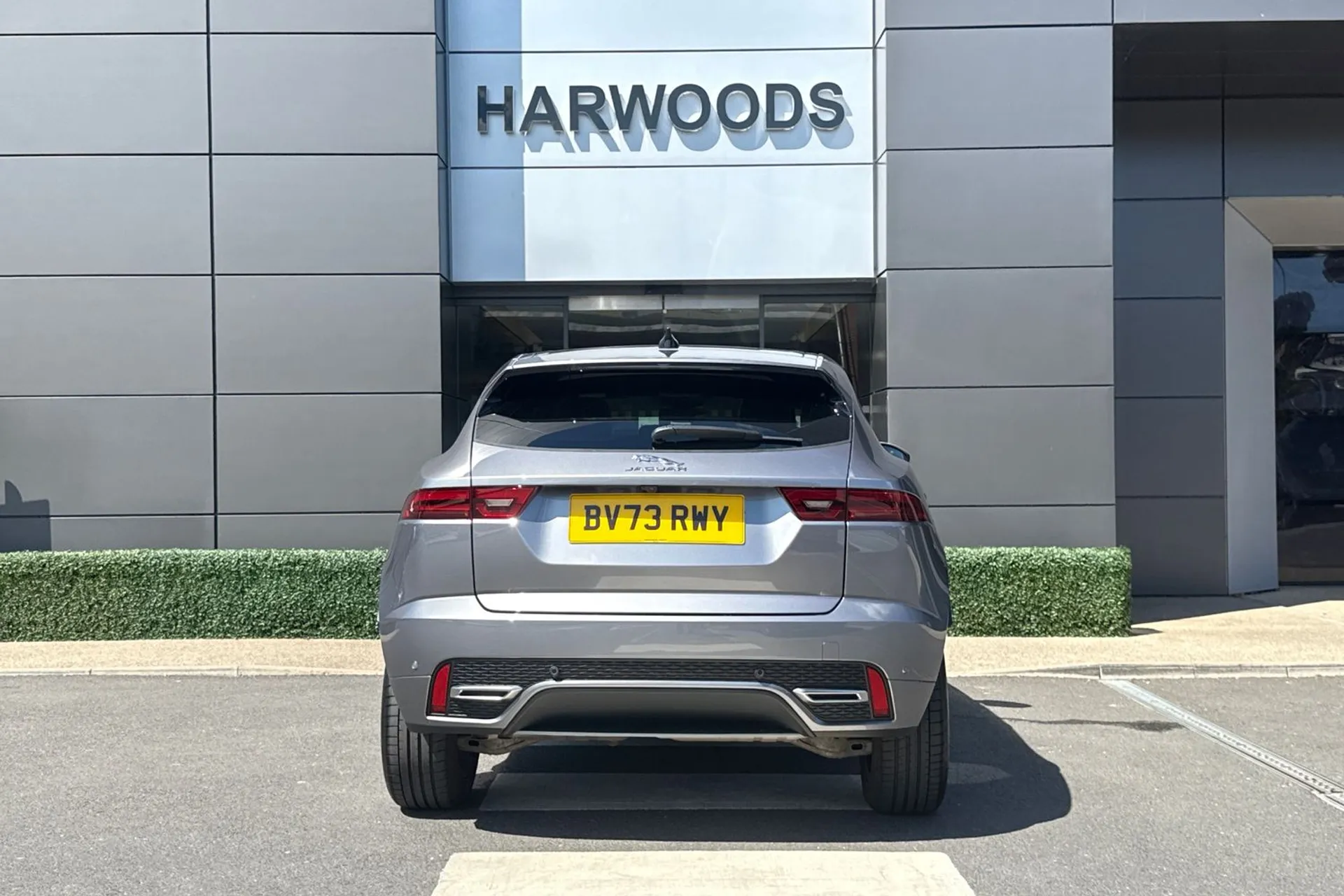 Jaguar E-PACE thumbnail image number 7