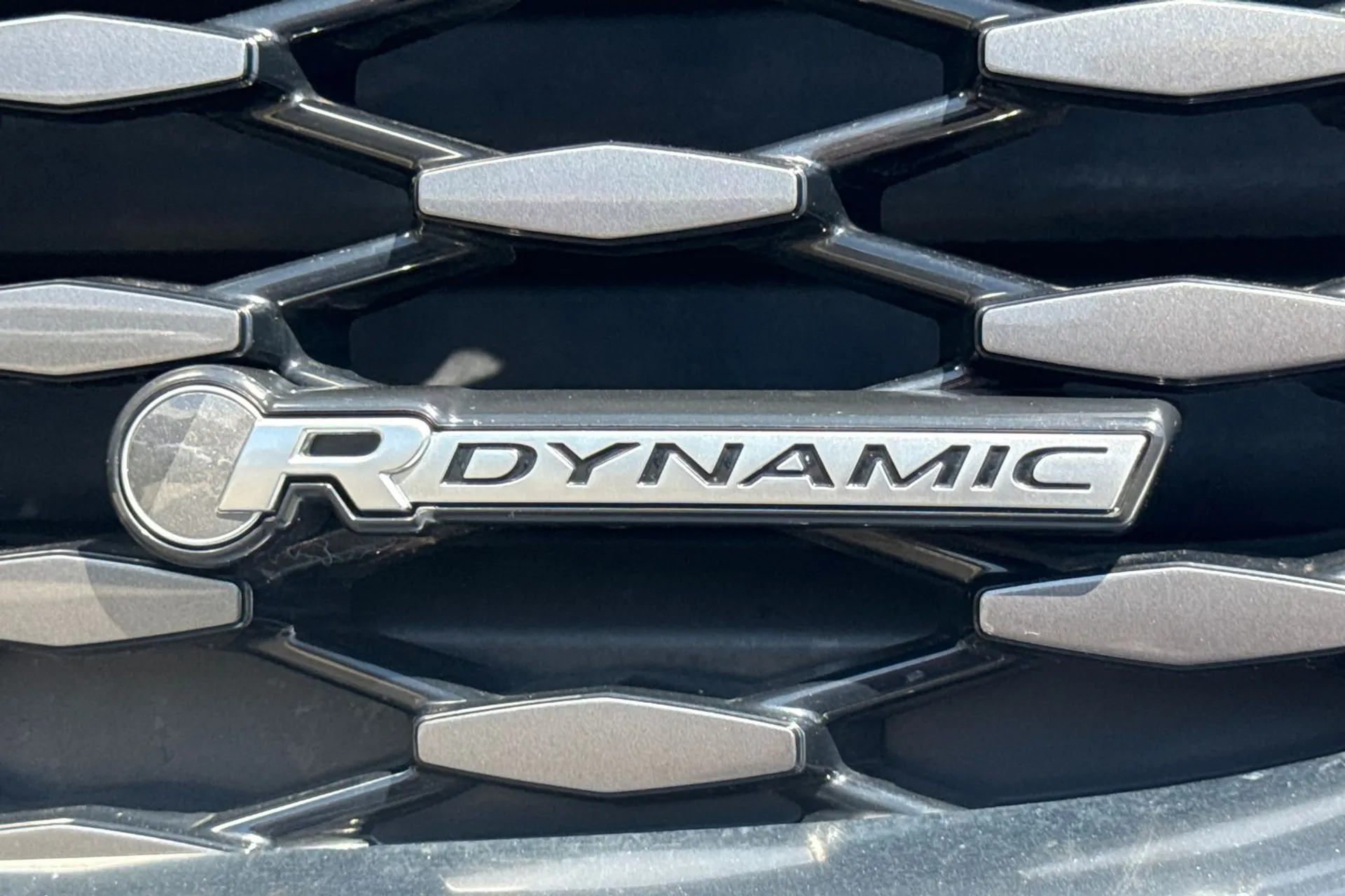 Jaguar E-PACE thumbnail image number 26