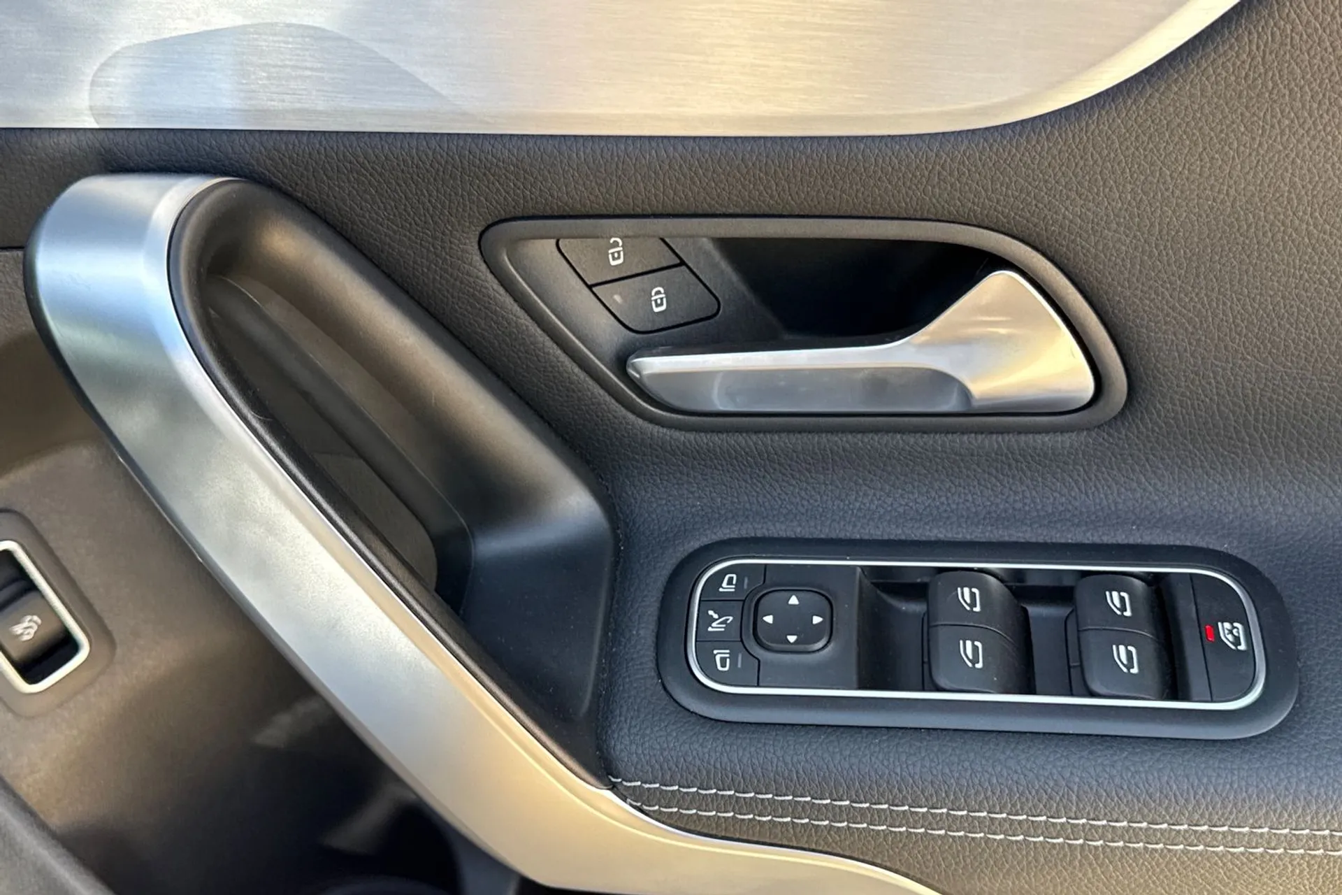MERCEDES-BENZ A CLASS thumbnail image number 52