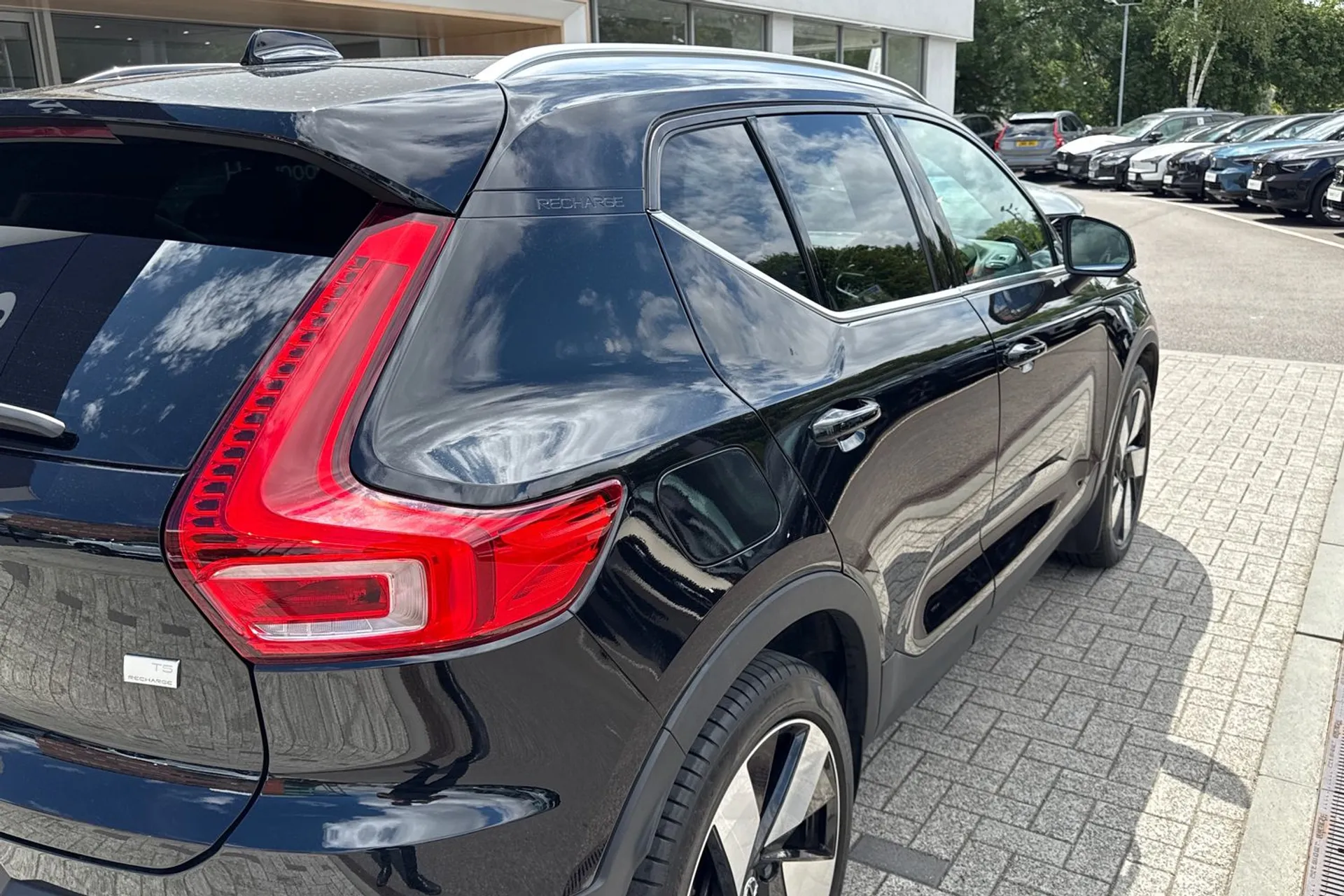 Volvo XC40 thumbnail image number 14