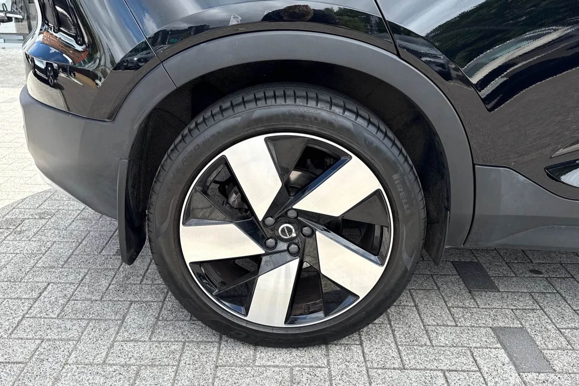 Volvo XC40 thumbnail image number 13