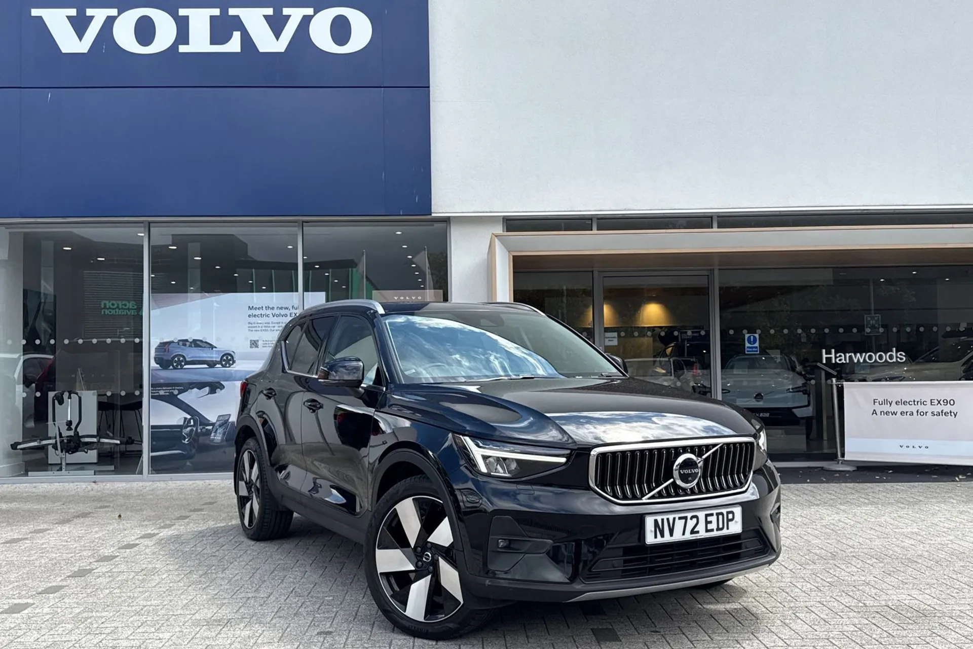 Volvo XC40 focused image