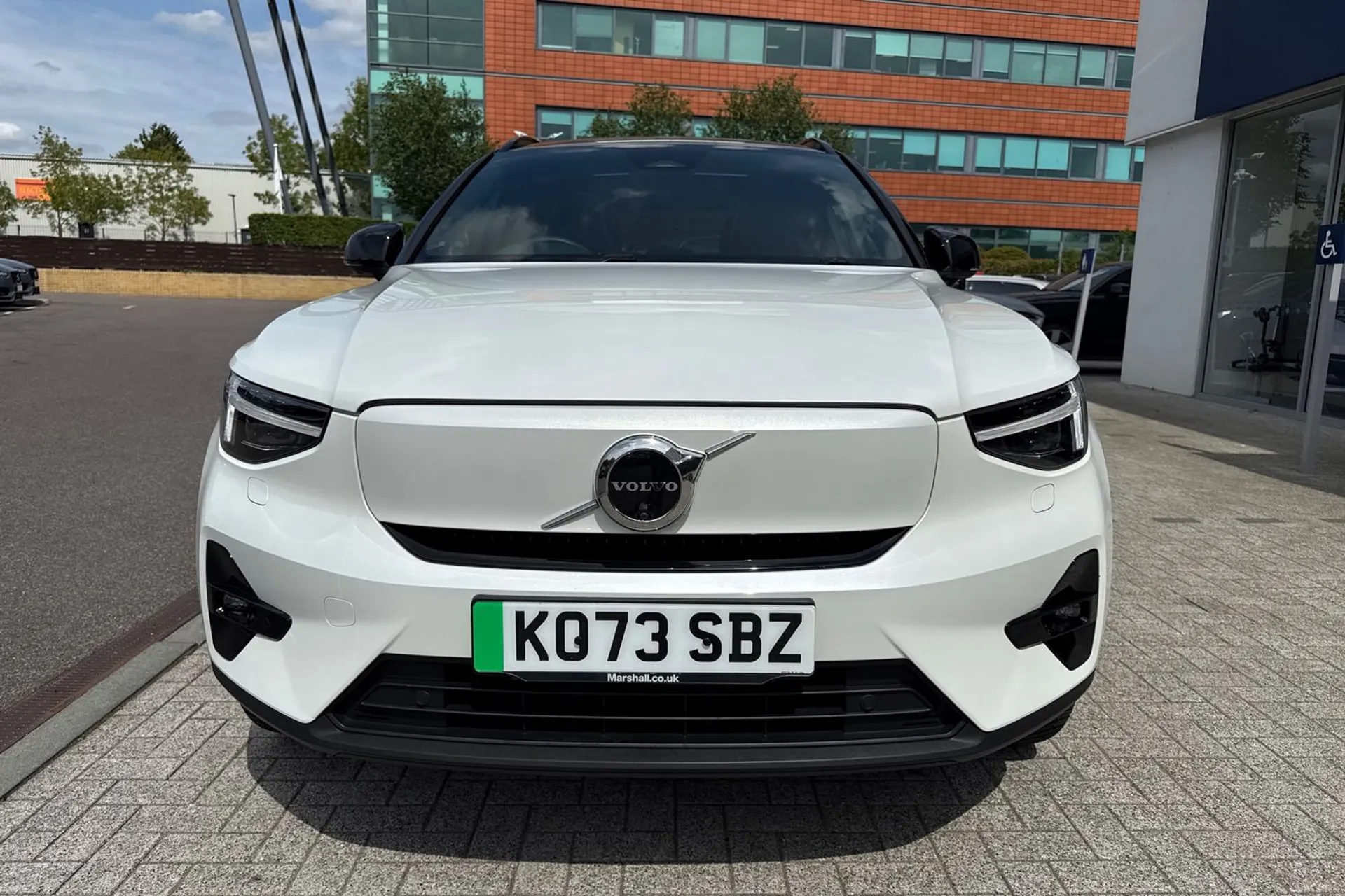 Volvo XC40 thumbnail image number 11