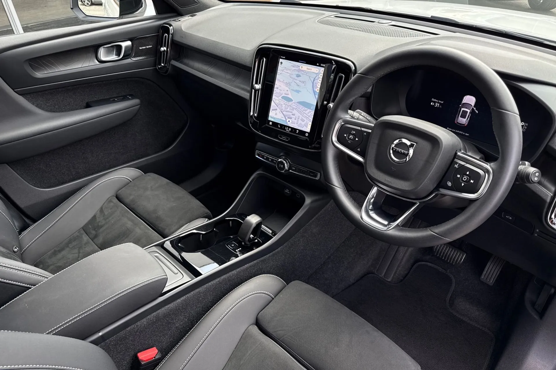 Volvo XC40 thumbnail image number 5