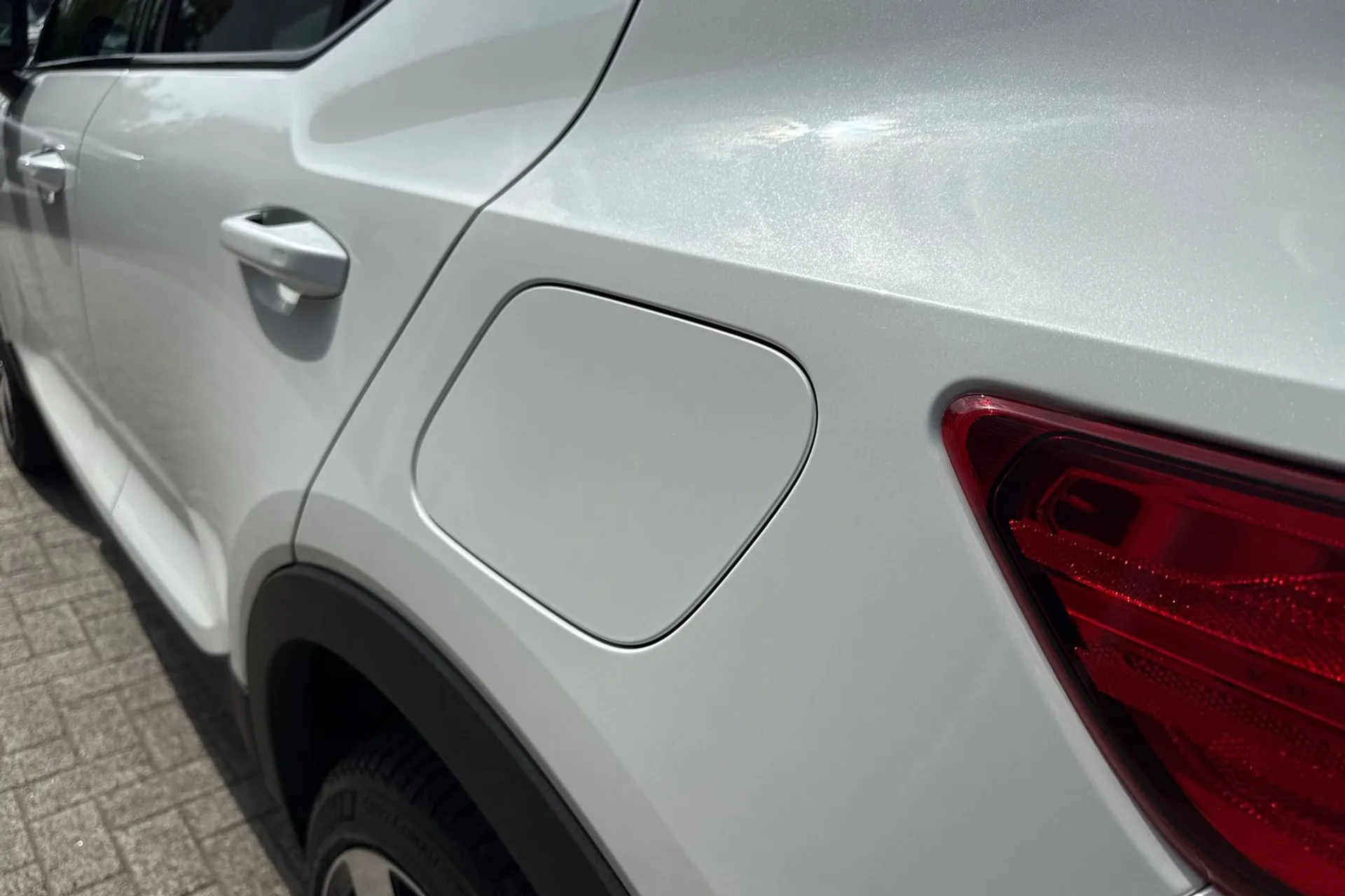Volvo XC40 thumbnail image number 18