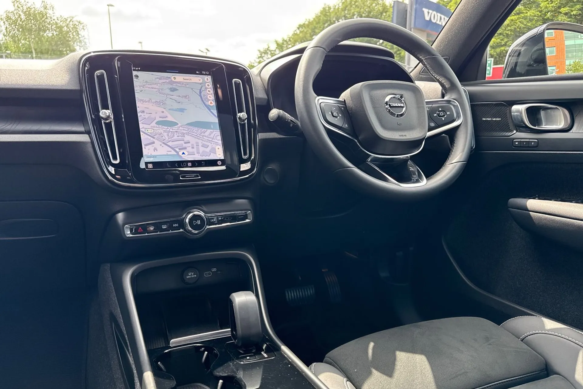 Volvo XC40 thumbnail image number 34