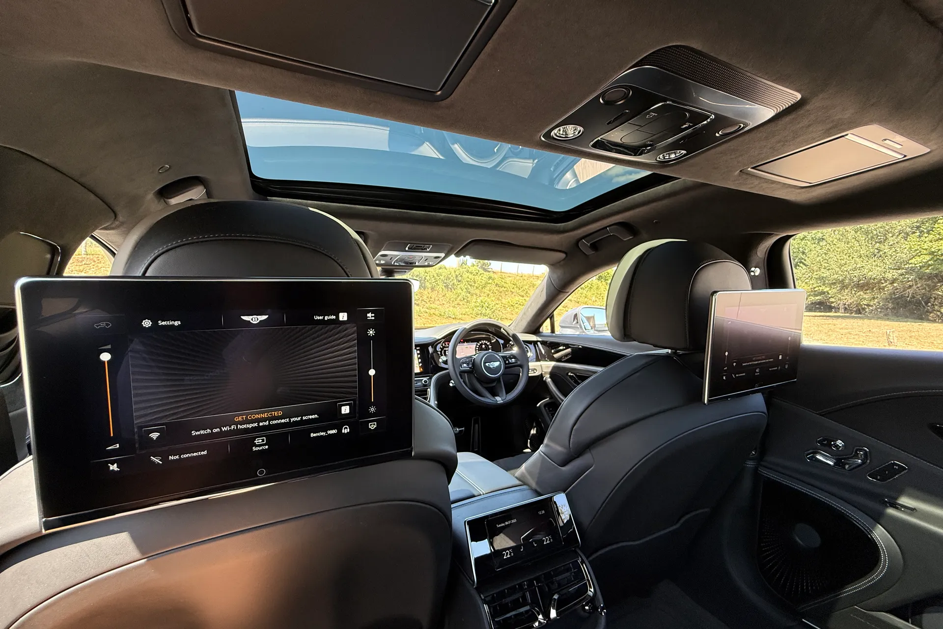 Bentley FLYING SPUR thumbnail image number 5