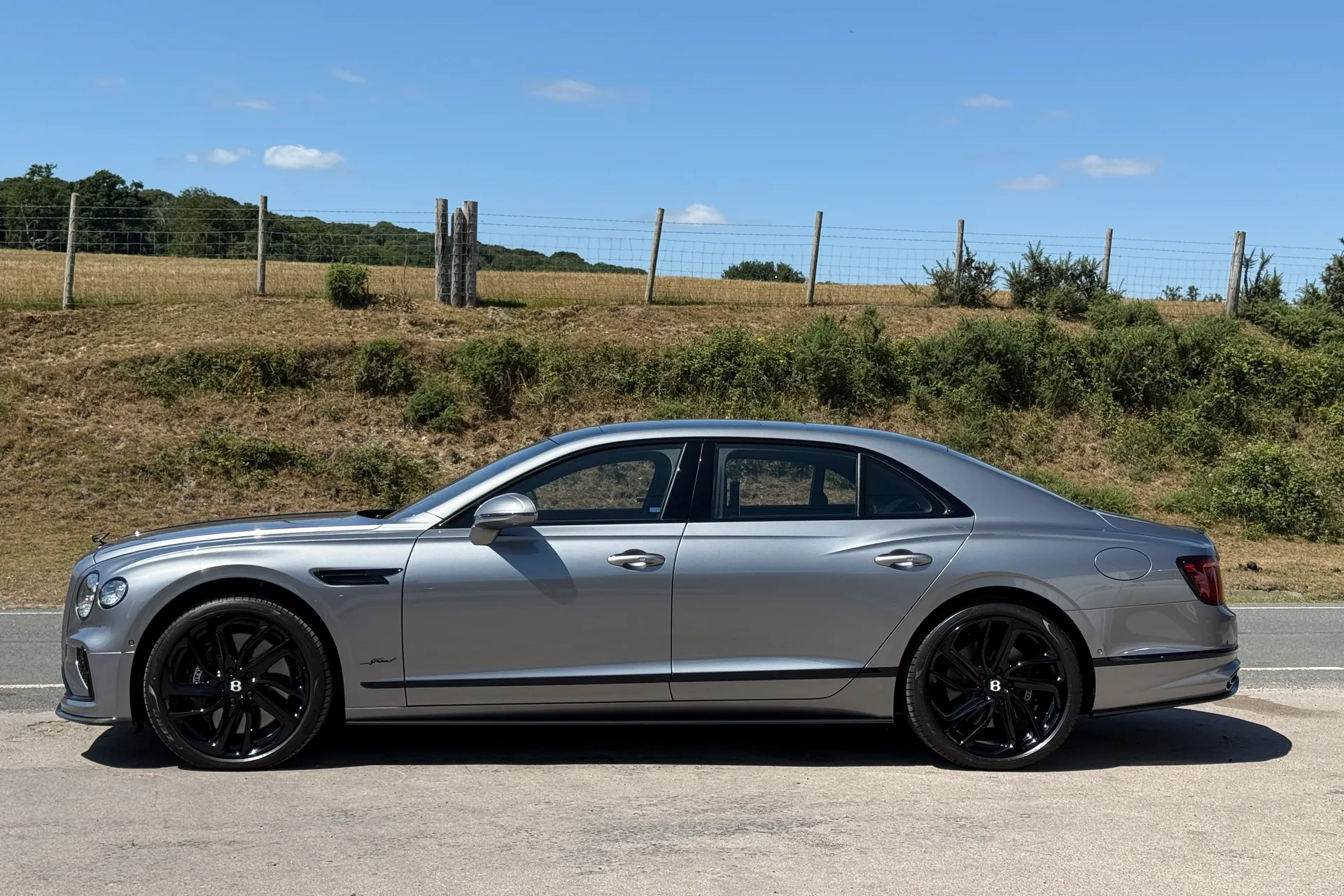 Bentley FLYING SPUR thumbnail image number 54