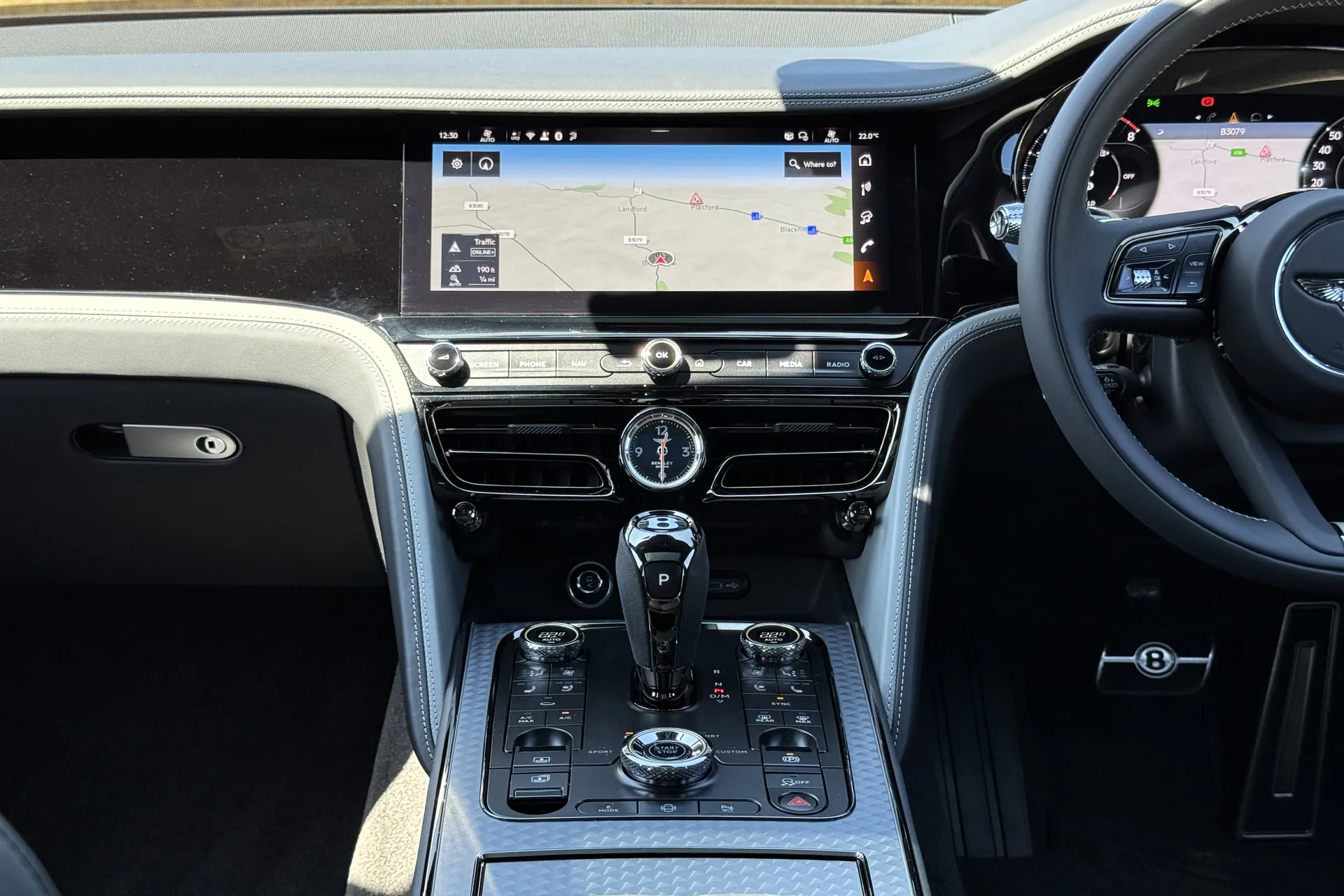 Bentley FLYING SPUR thumbnail image number 38