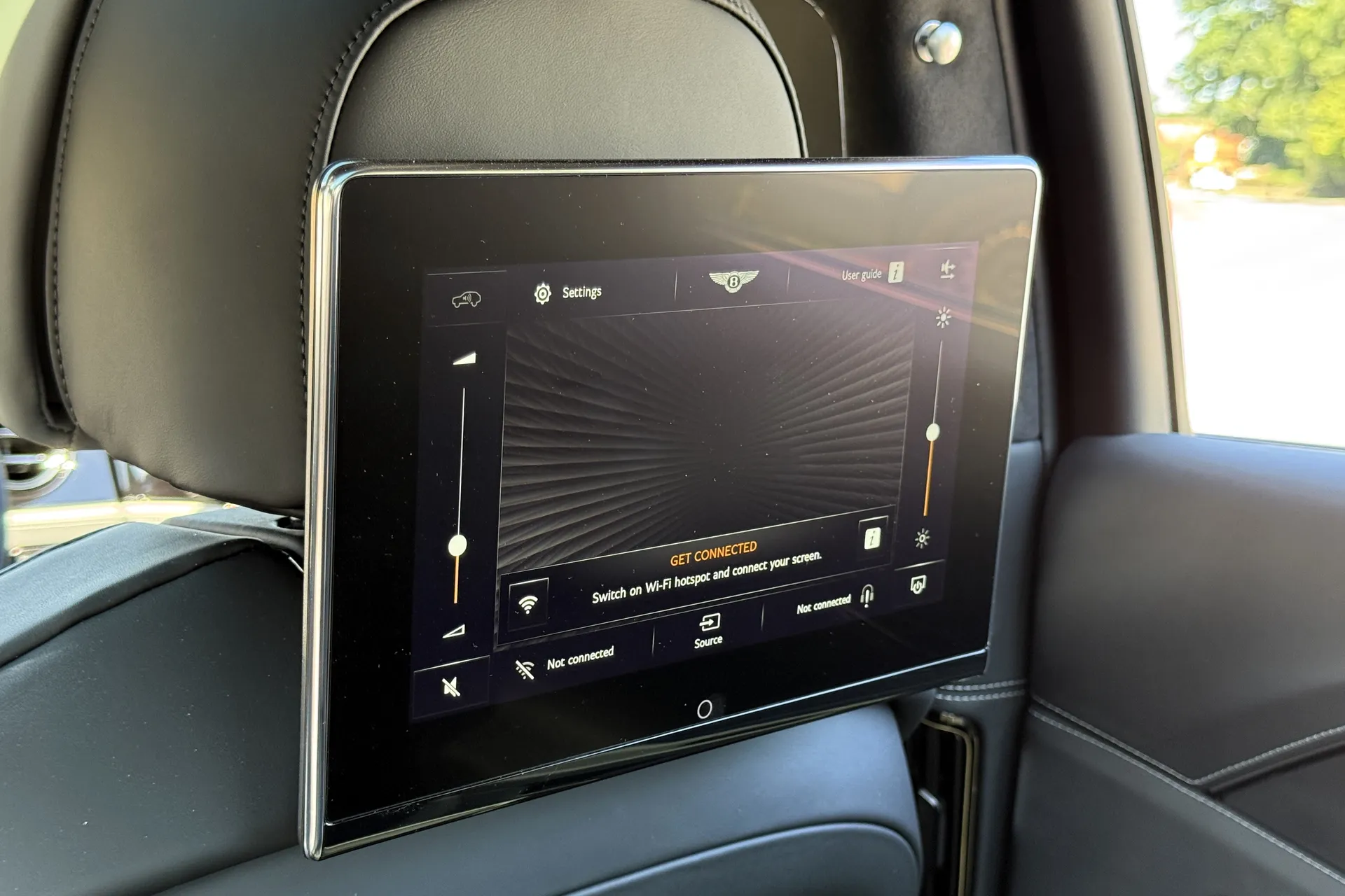 Bentley FLYING SPUR thumbnail image number 33