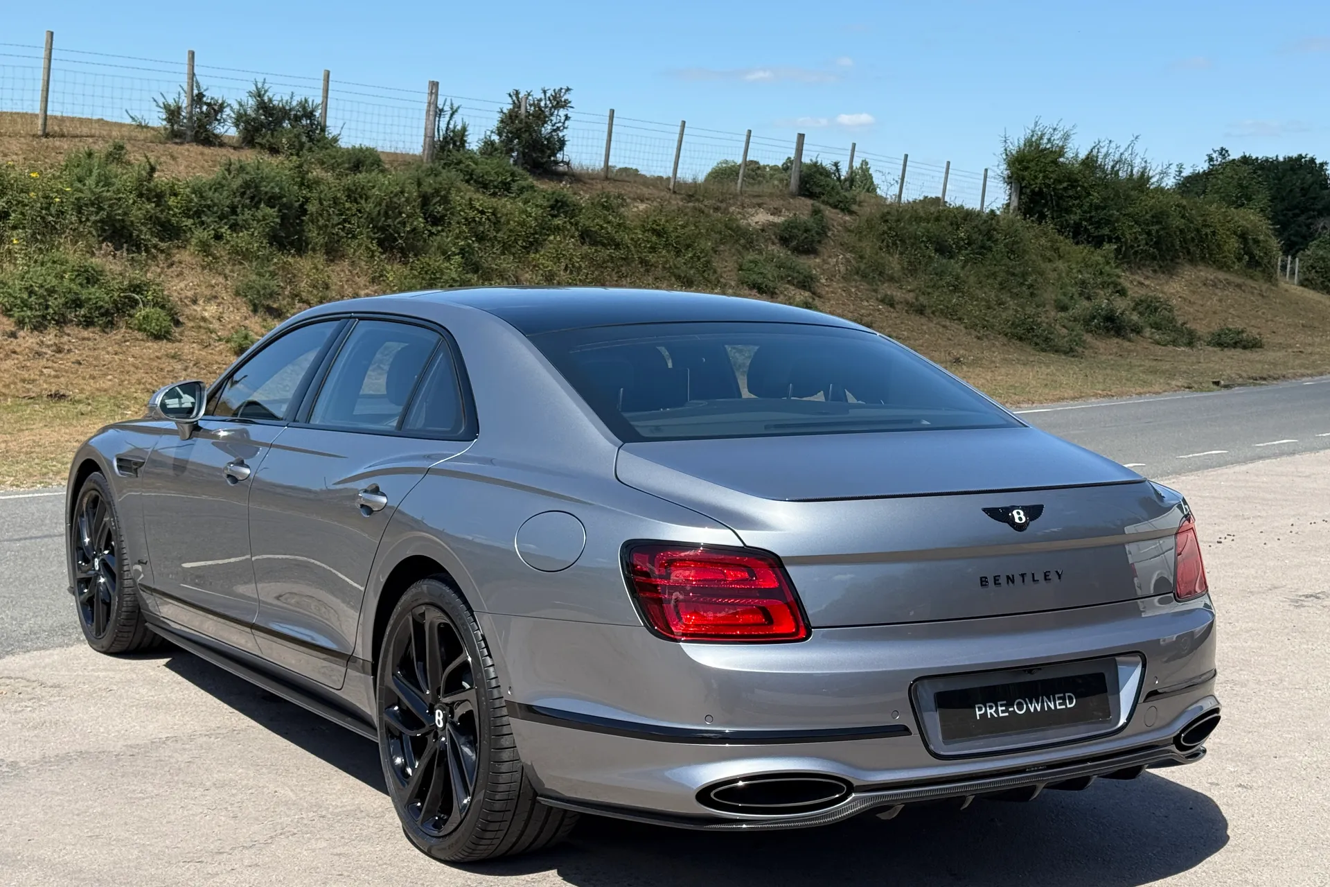 Bentley FLYING SPUR thumbnail image number 13