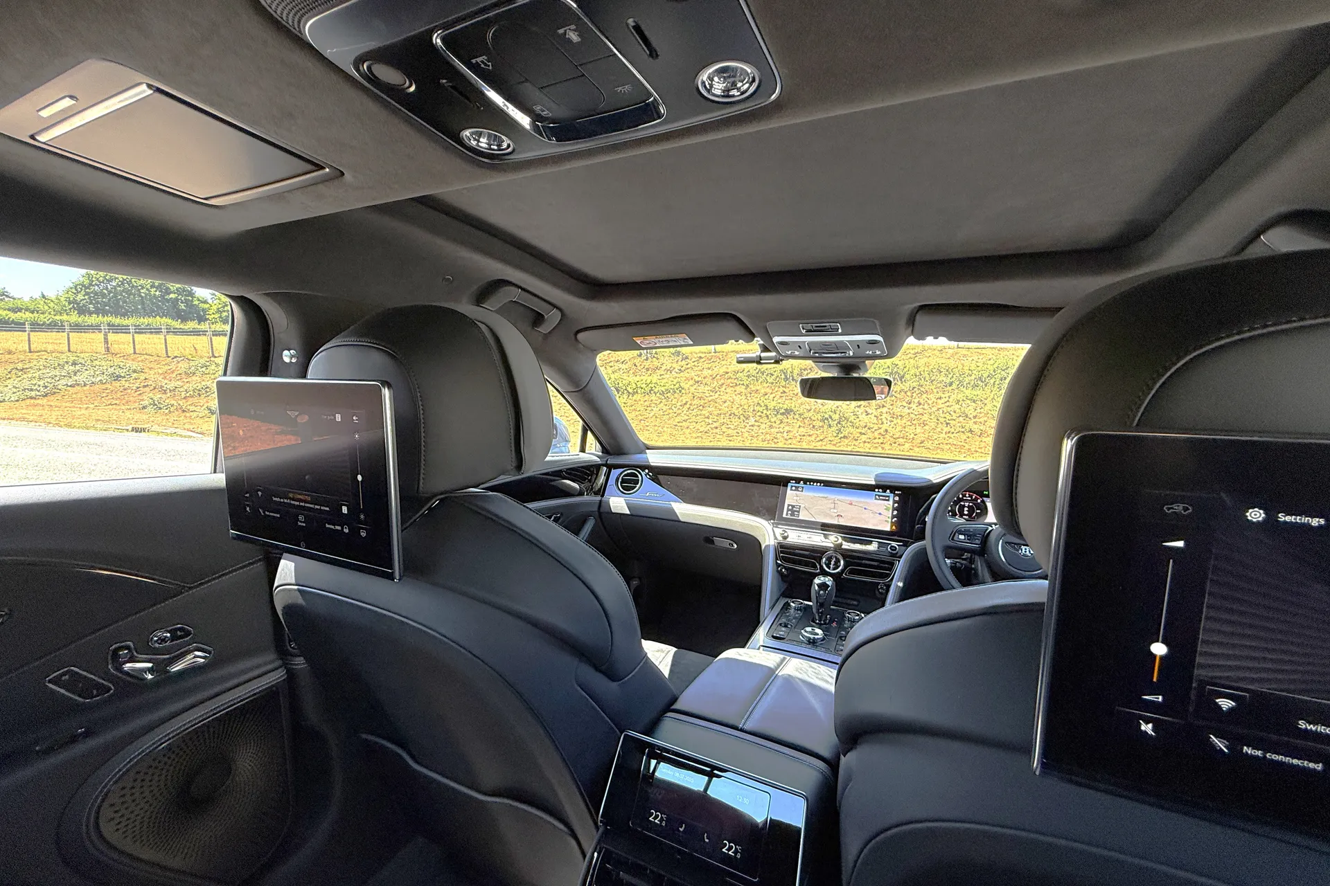 Bentley FLYING SPUR thumbnail image number 7