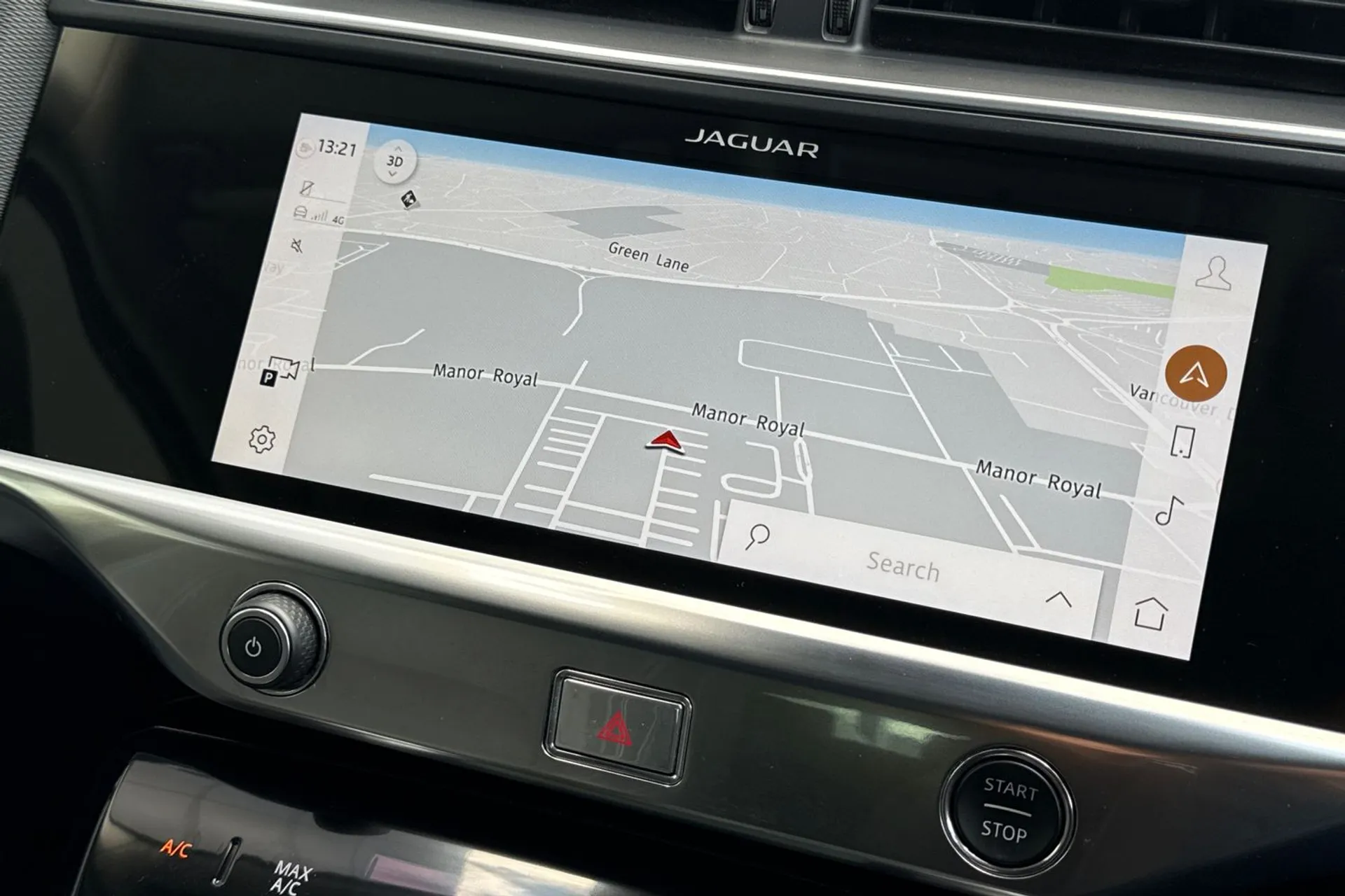 Jaguar I-PACE thumbnail image number 6