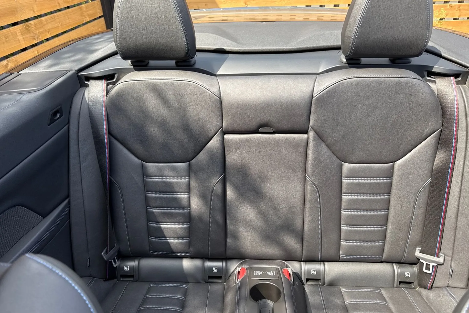 BMW 4 SERIES thumbnail image number 33