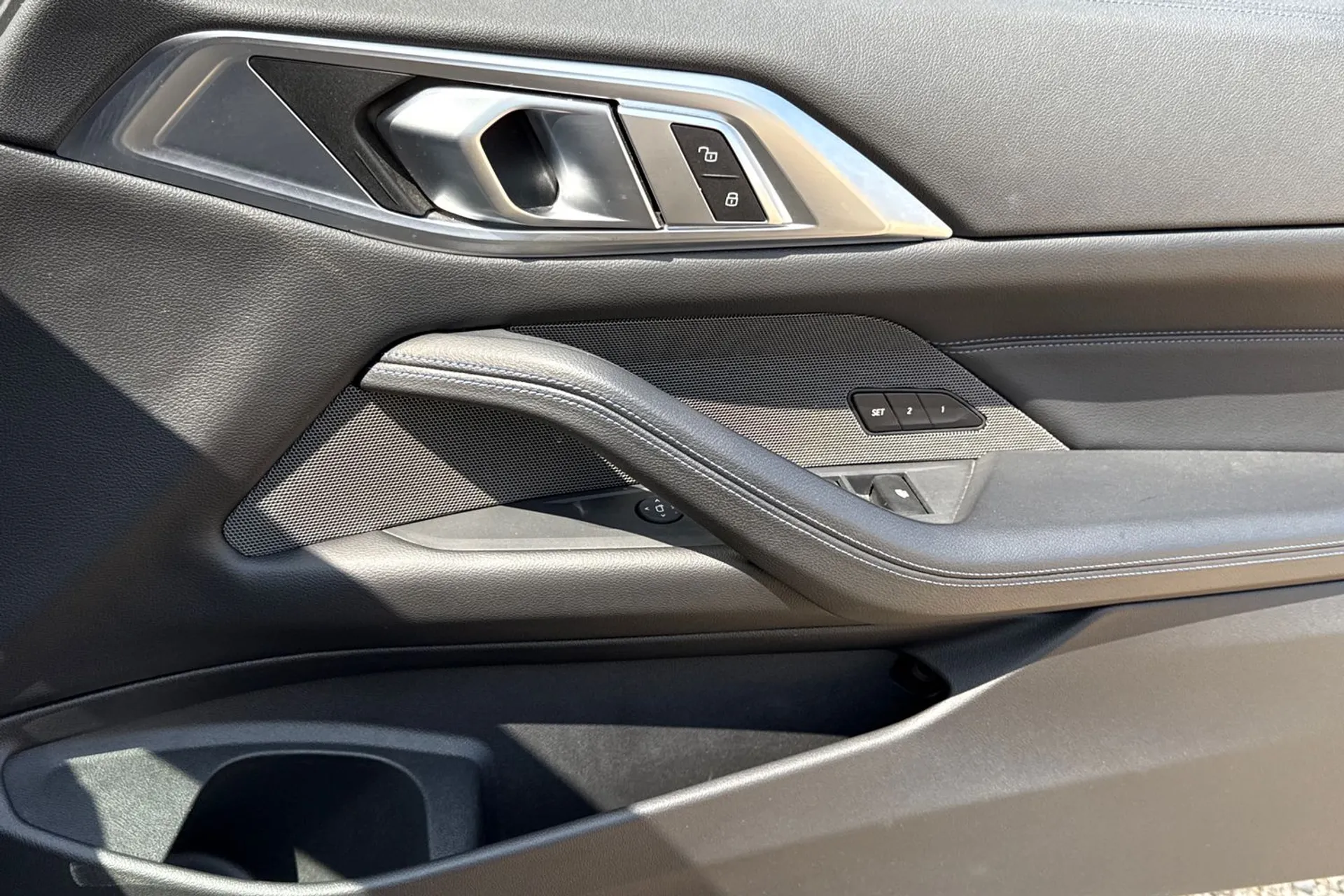 BMW 4 SERIES thumbnail image number 41