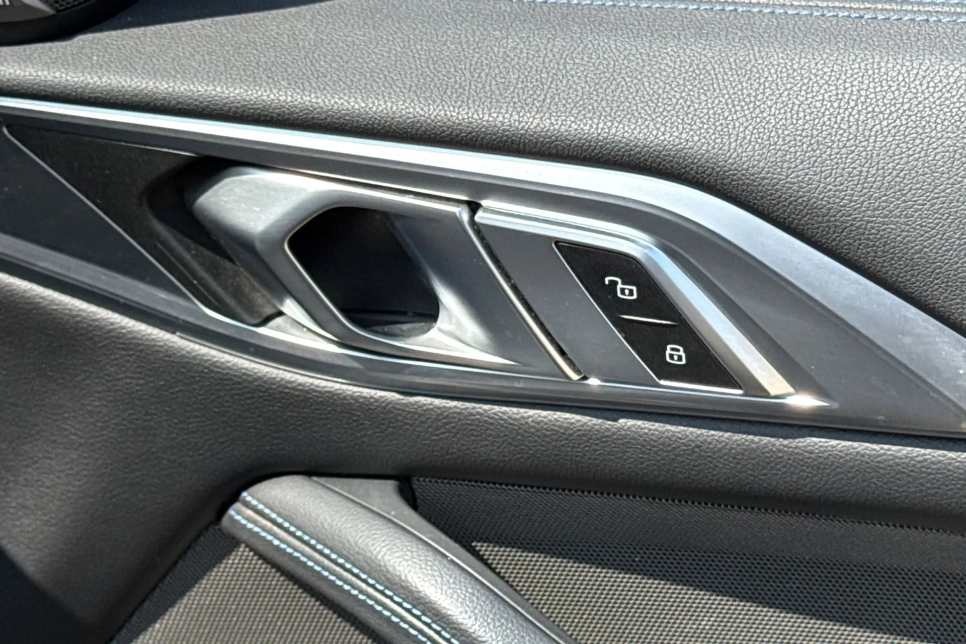 BMW 4 SERIES thumbnail image number 44