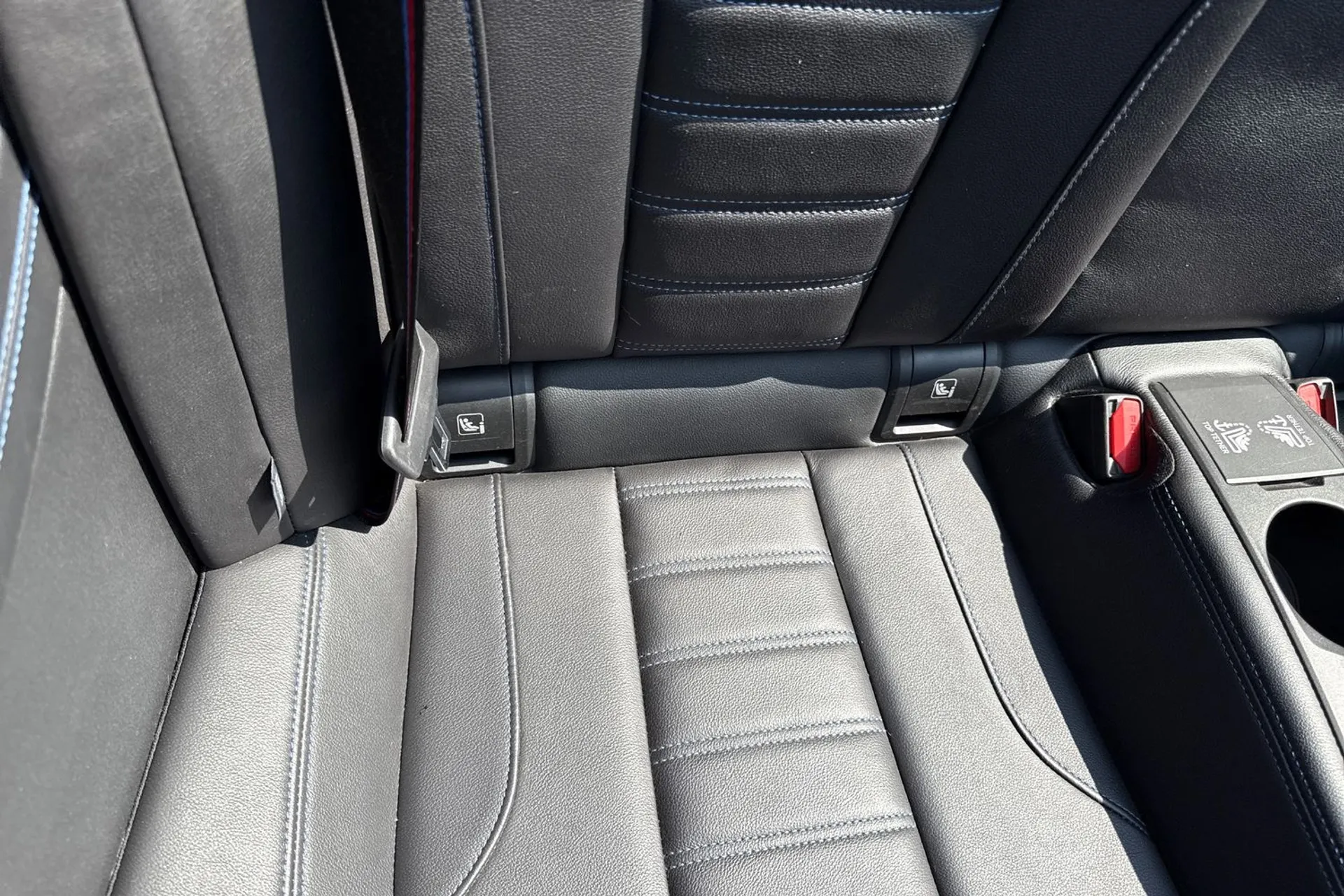 BMW 4 SERIES thumbnail image number 26