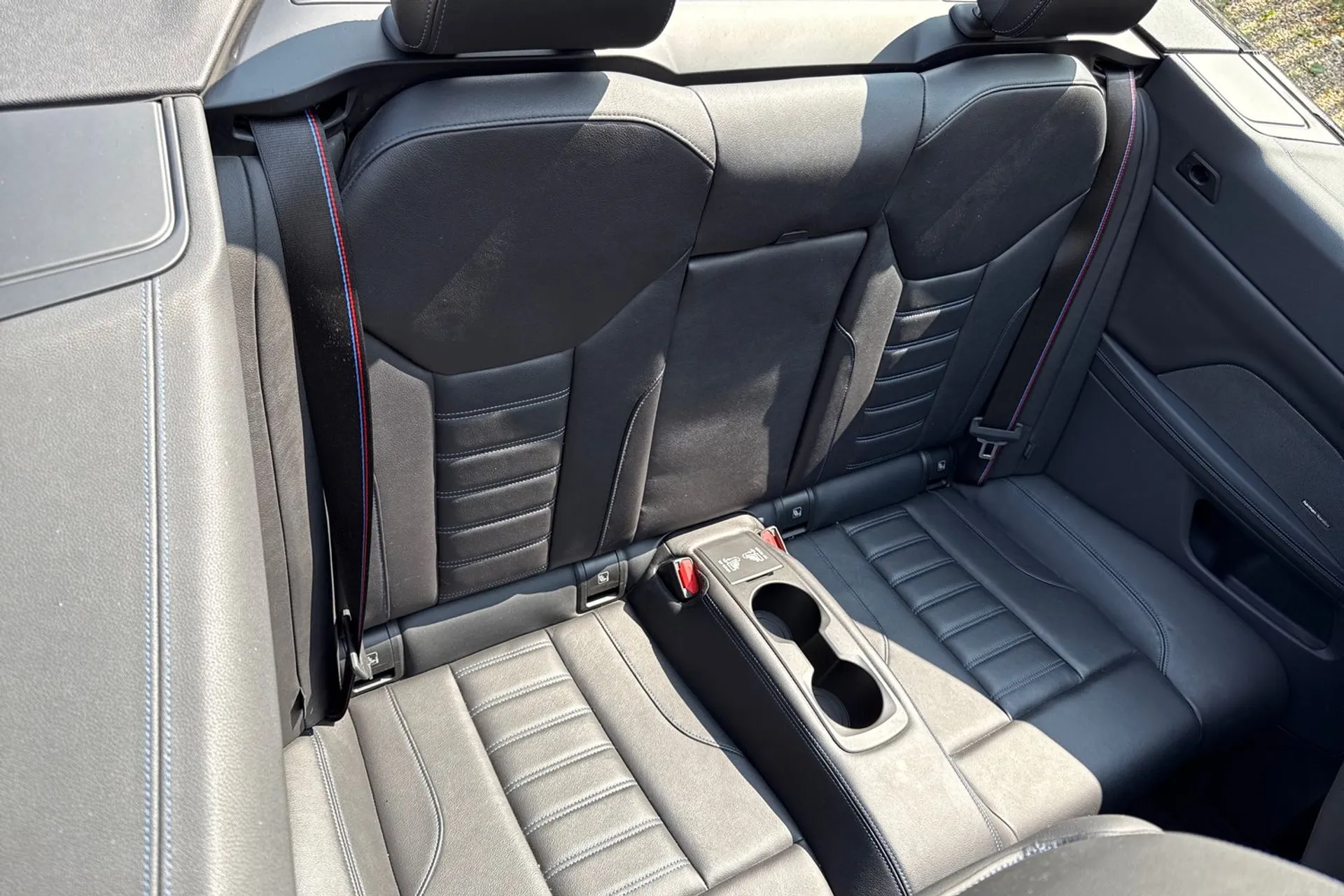 BMW 4 SERIES thumbnail image number 24