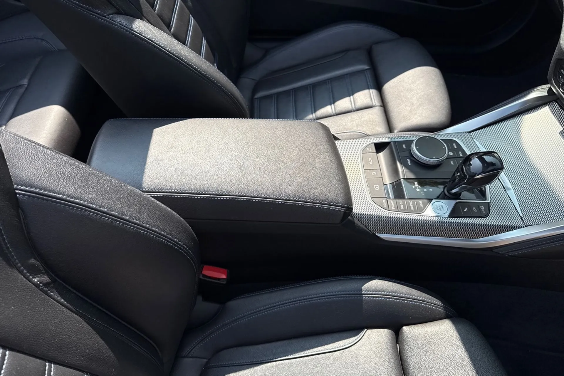 BMW 4 SERIES thumbnail image number 42