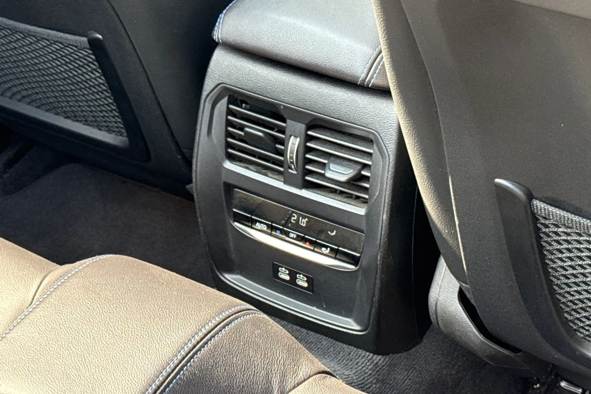 BMW 4 SERIES thumbnail image number 49