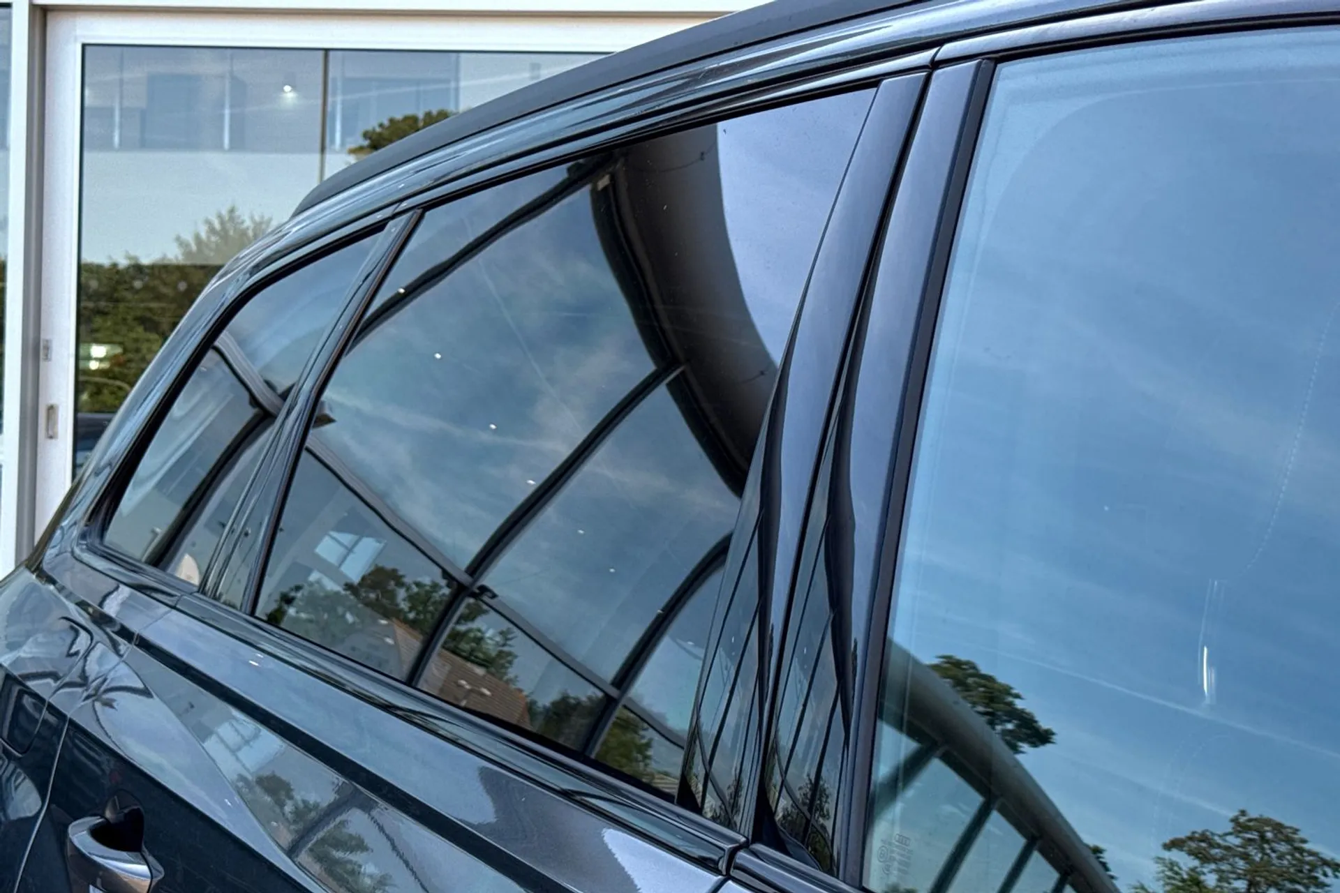 Audi Q7 thumbnail image number 13