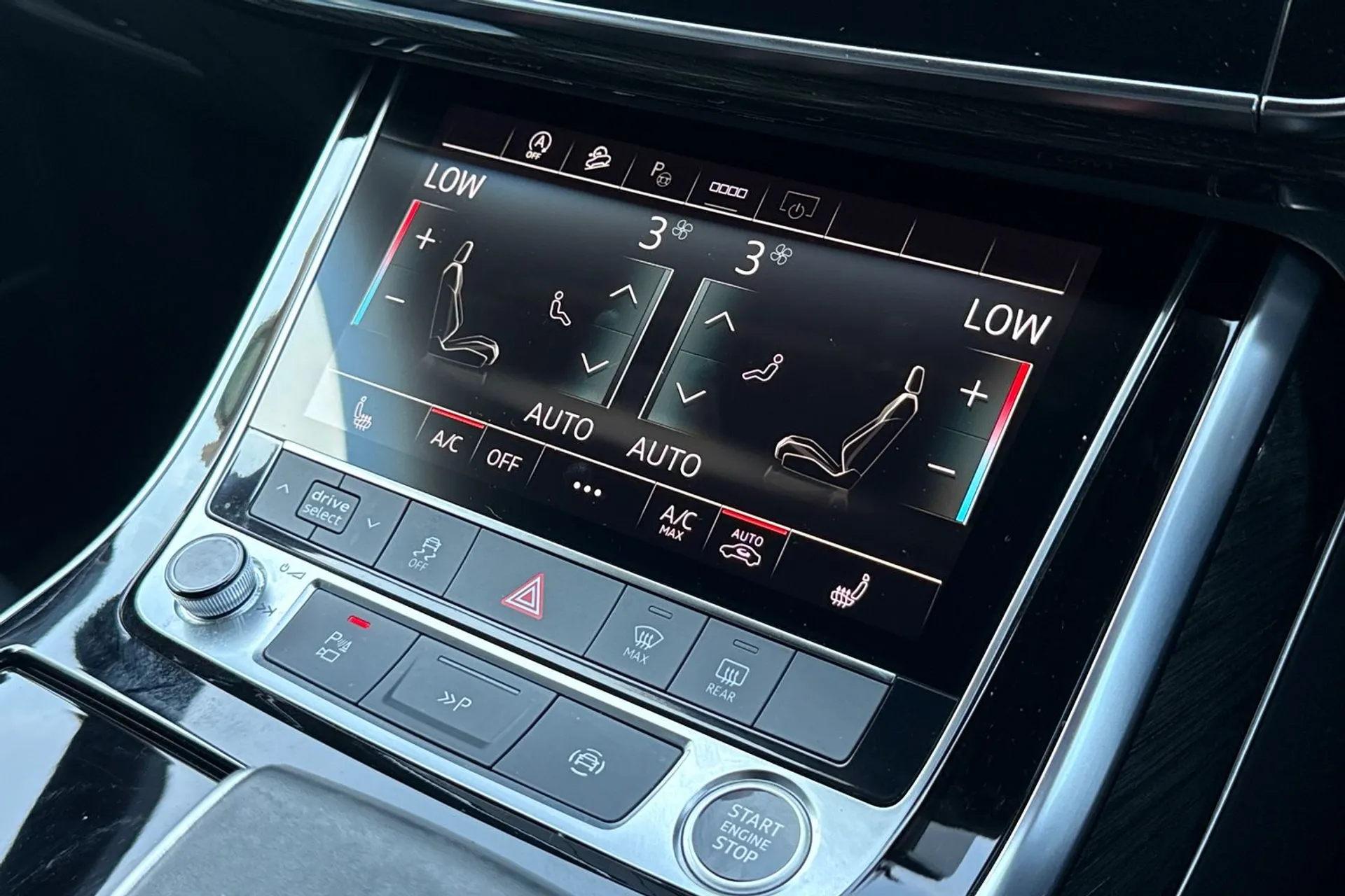 Audi Q7 thumbnail image number 38