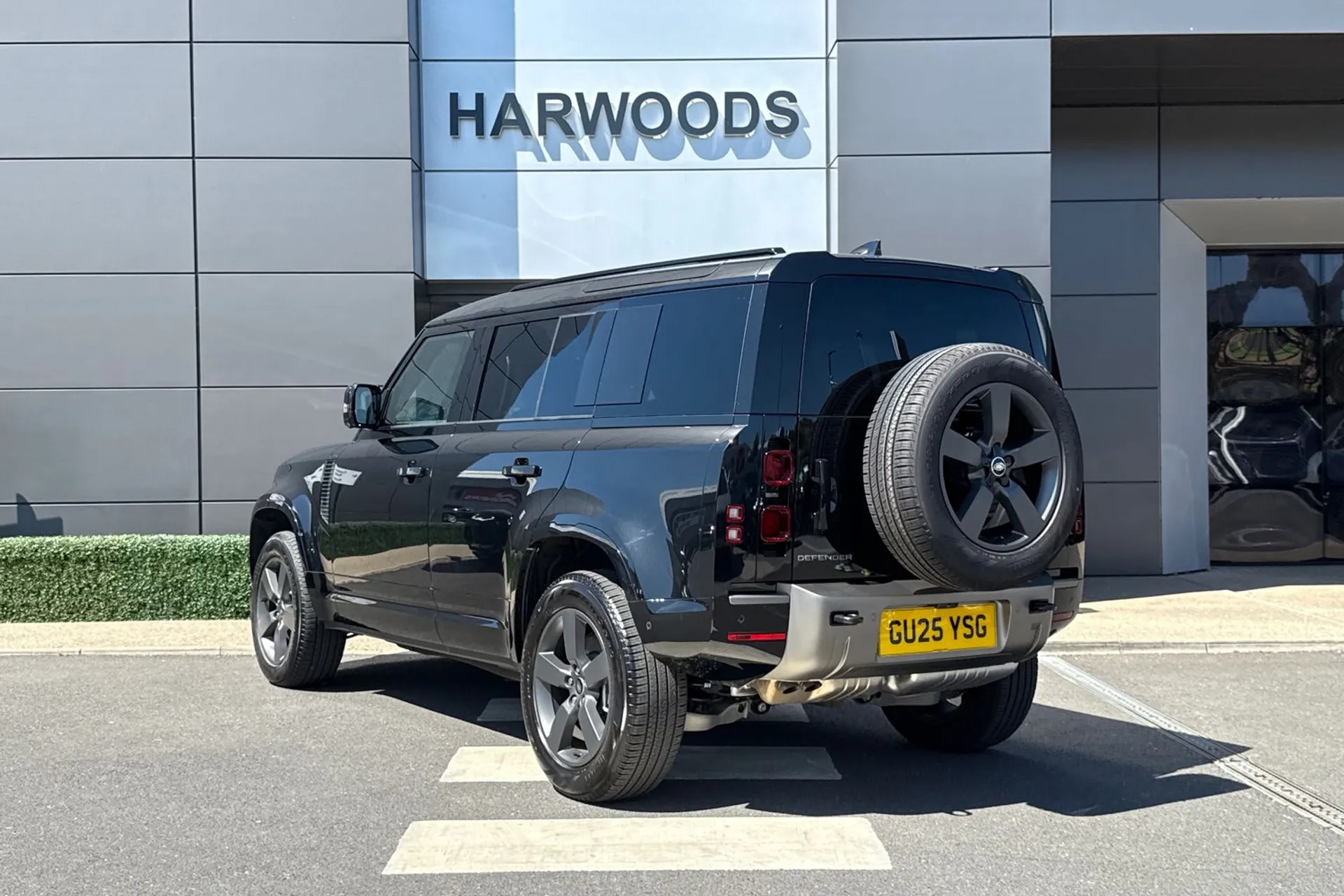 LAND ROVER DEFENDER thumbnail image number 11