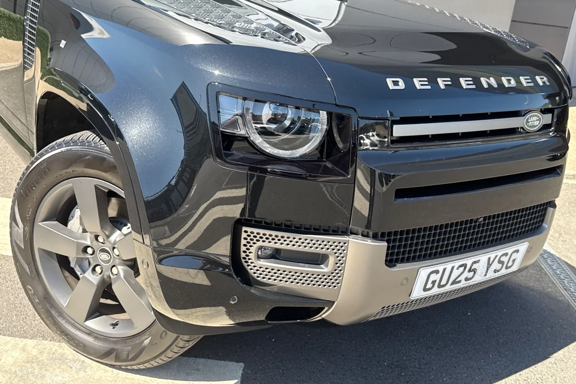 LAND ROVER DEFENDER thumbnail image number 18