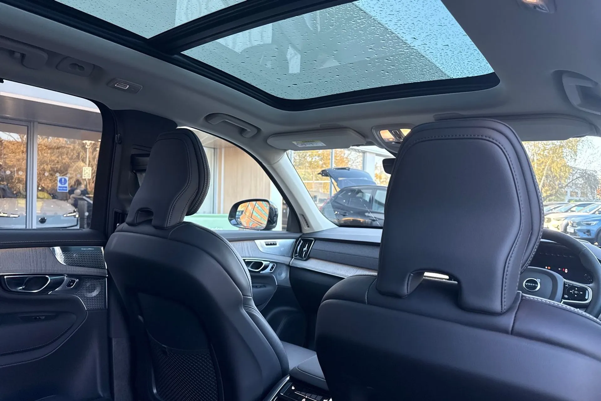 Volvo XC90 thumbnail image number 24