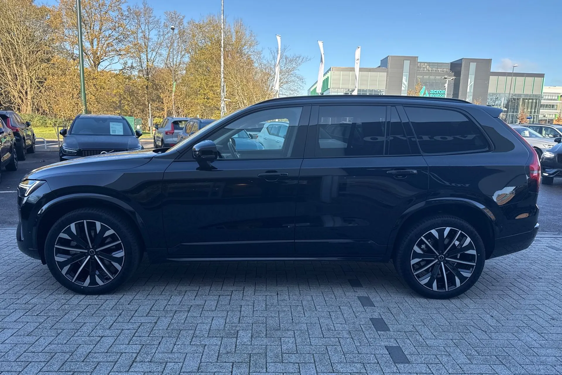 Volvo XC90 thumbnail image number 12