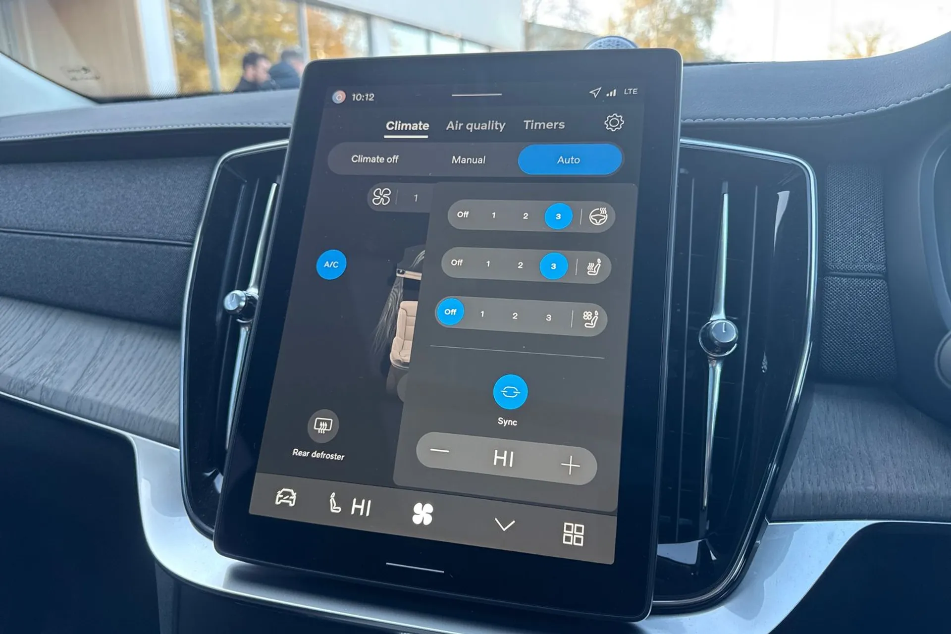 Volvo XC90 thumbnail image number 41