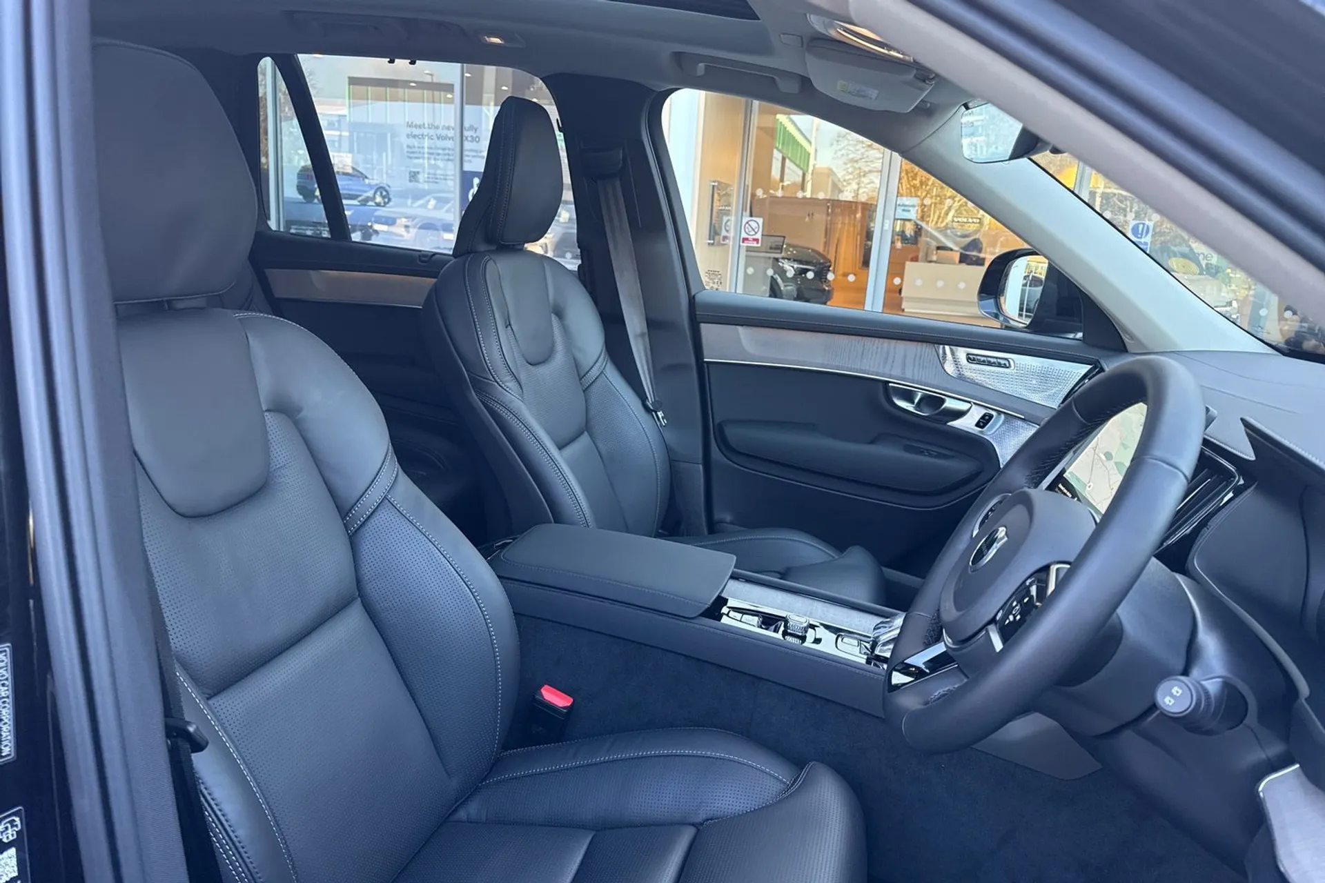 Volvo XC90 thumbnail image number 26