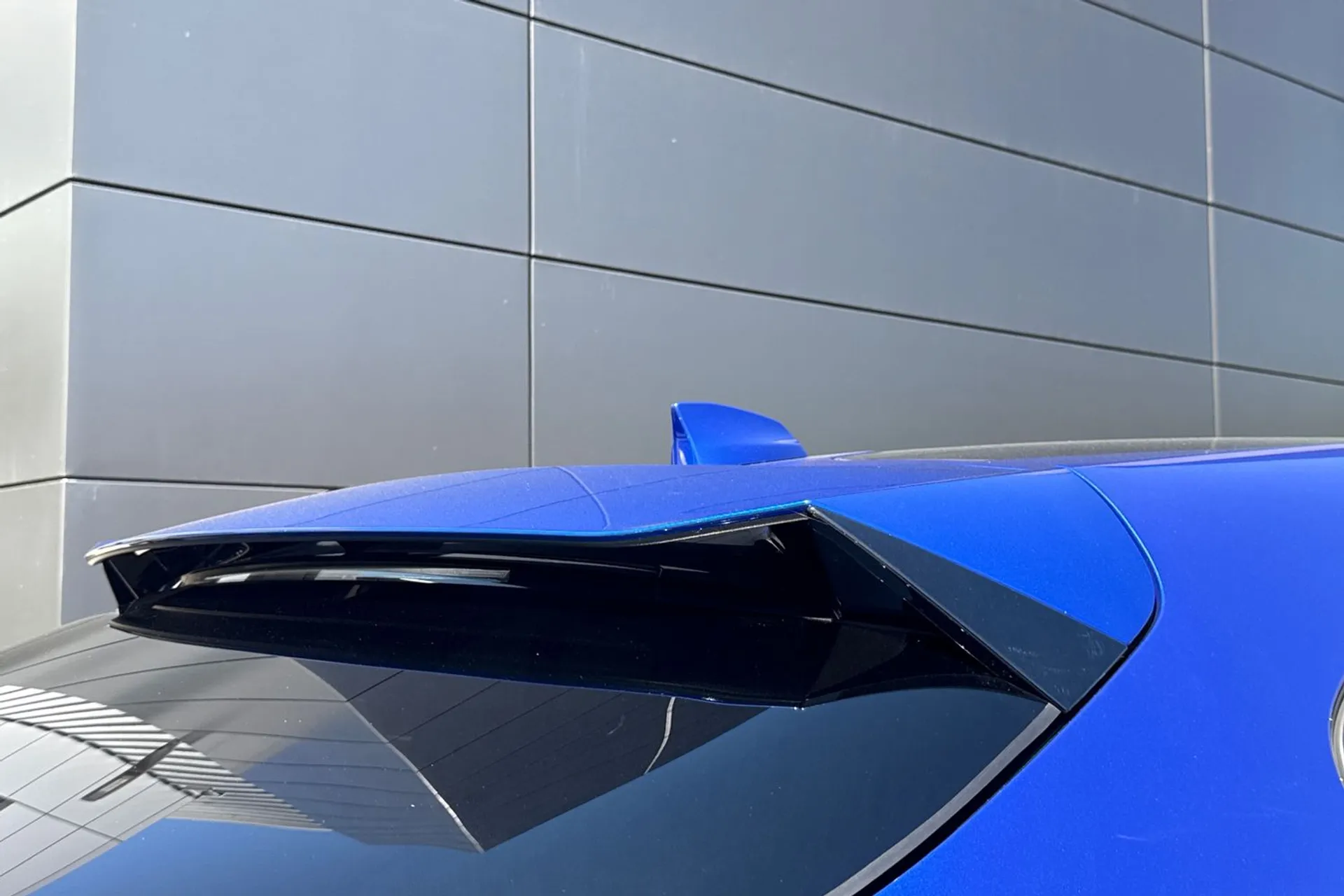 Jaguar I-PACE thumbnail image number 35