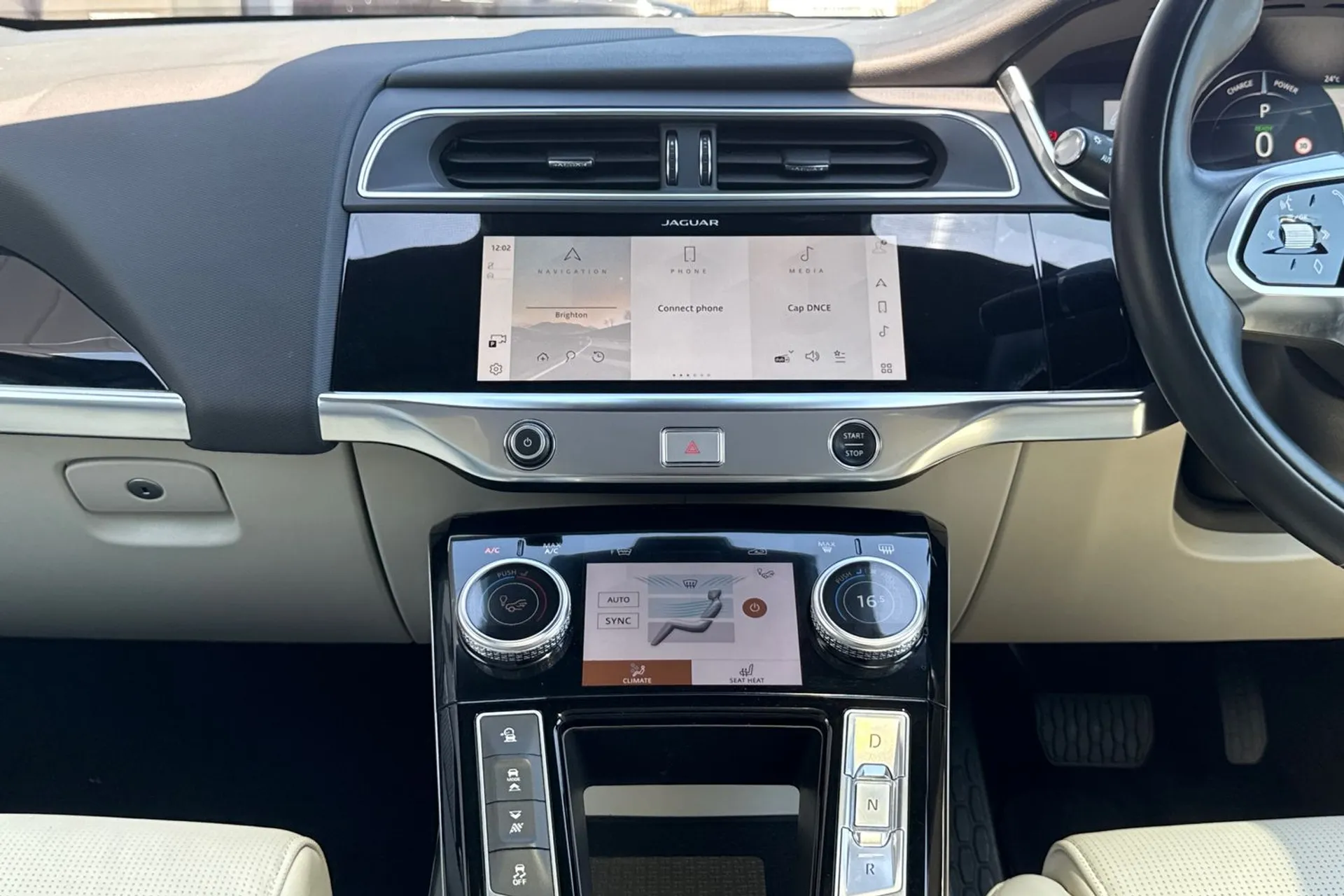Jaguar I-PACE thumbnail image number 56