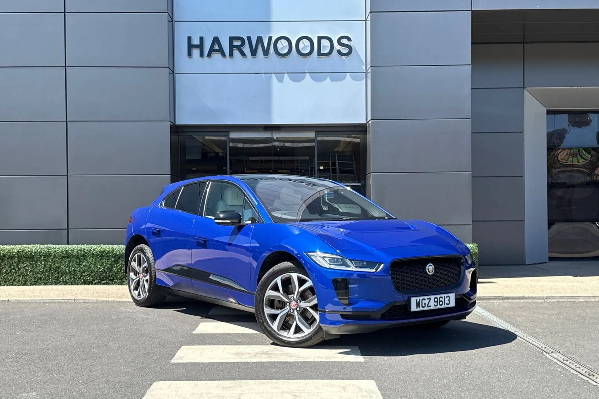 Jaguar I-PACE focused image