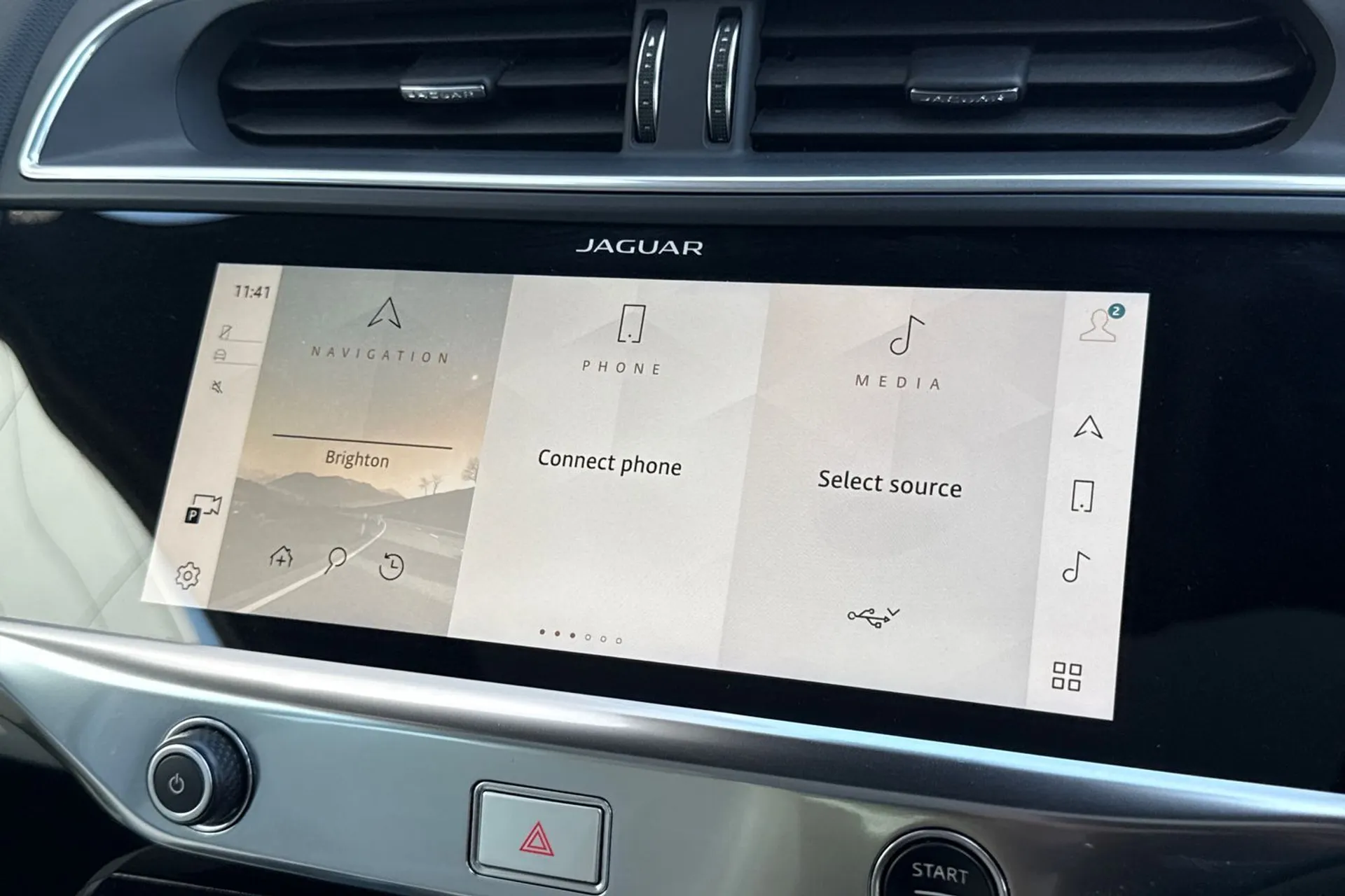 Jaguar I-PACE thumbnail image number 63