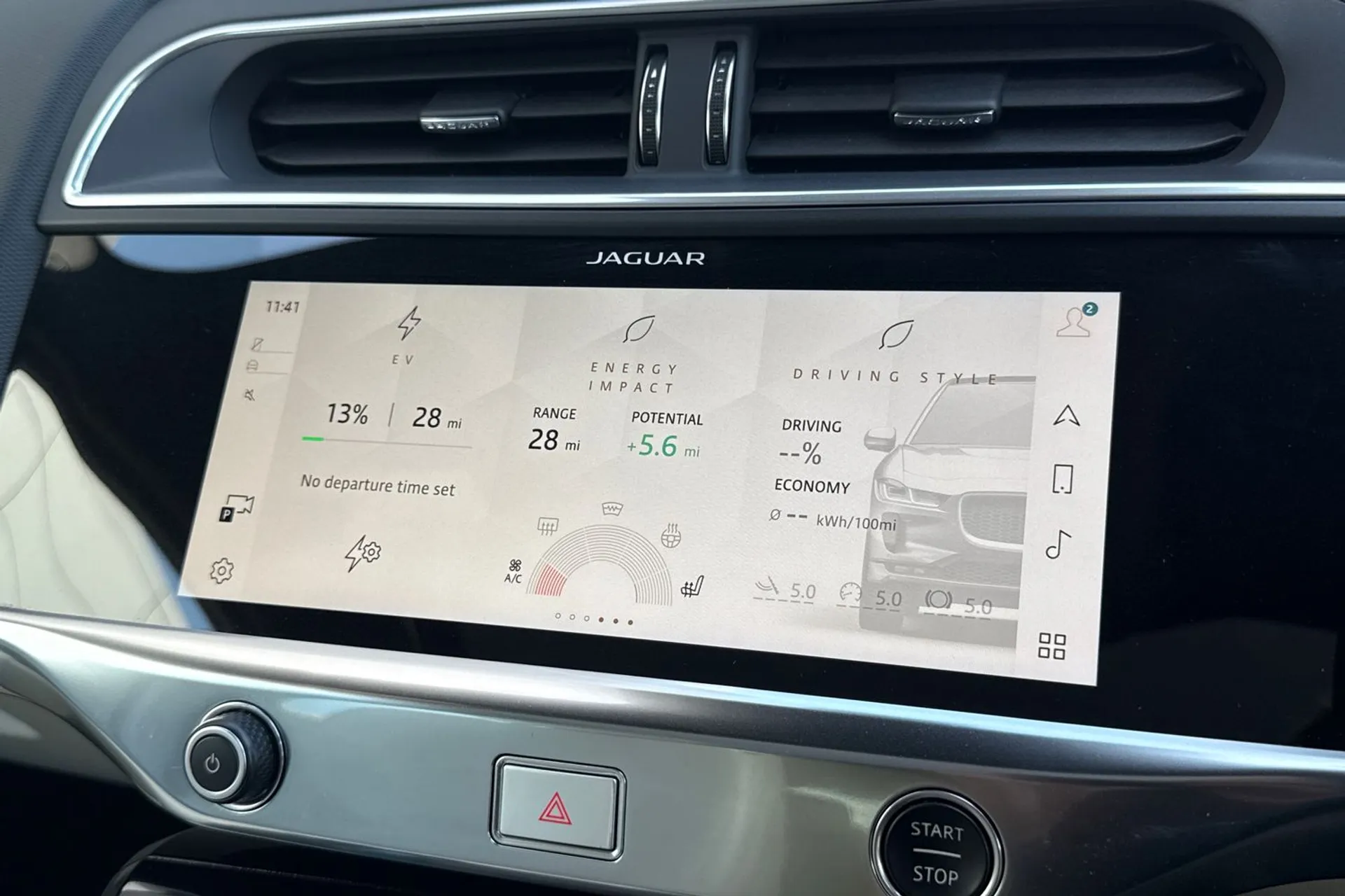 Jaguar I-PACE thumbnail image number 64
