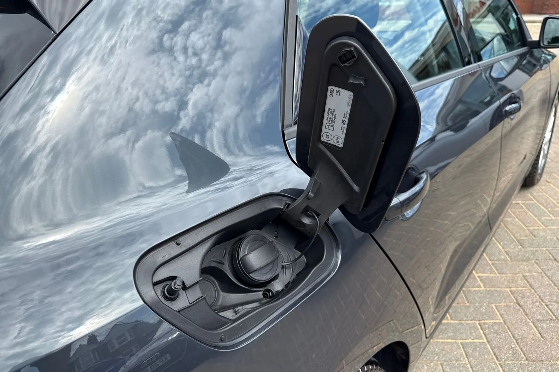 Audi A1 thumbnail image number 43