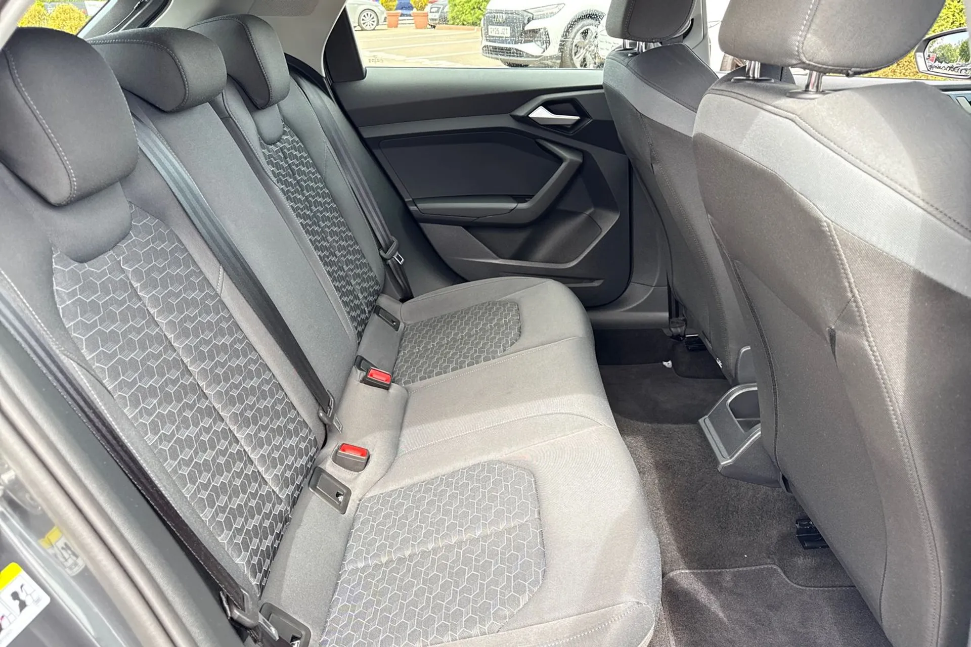 Audi A1 thumbnail image number 39