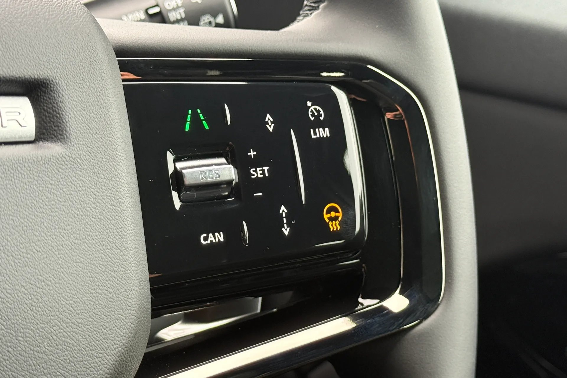 LAND ROVER RANGE ROVER EVOQUE thumbnail image number 29