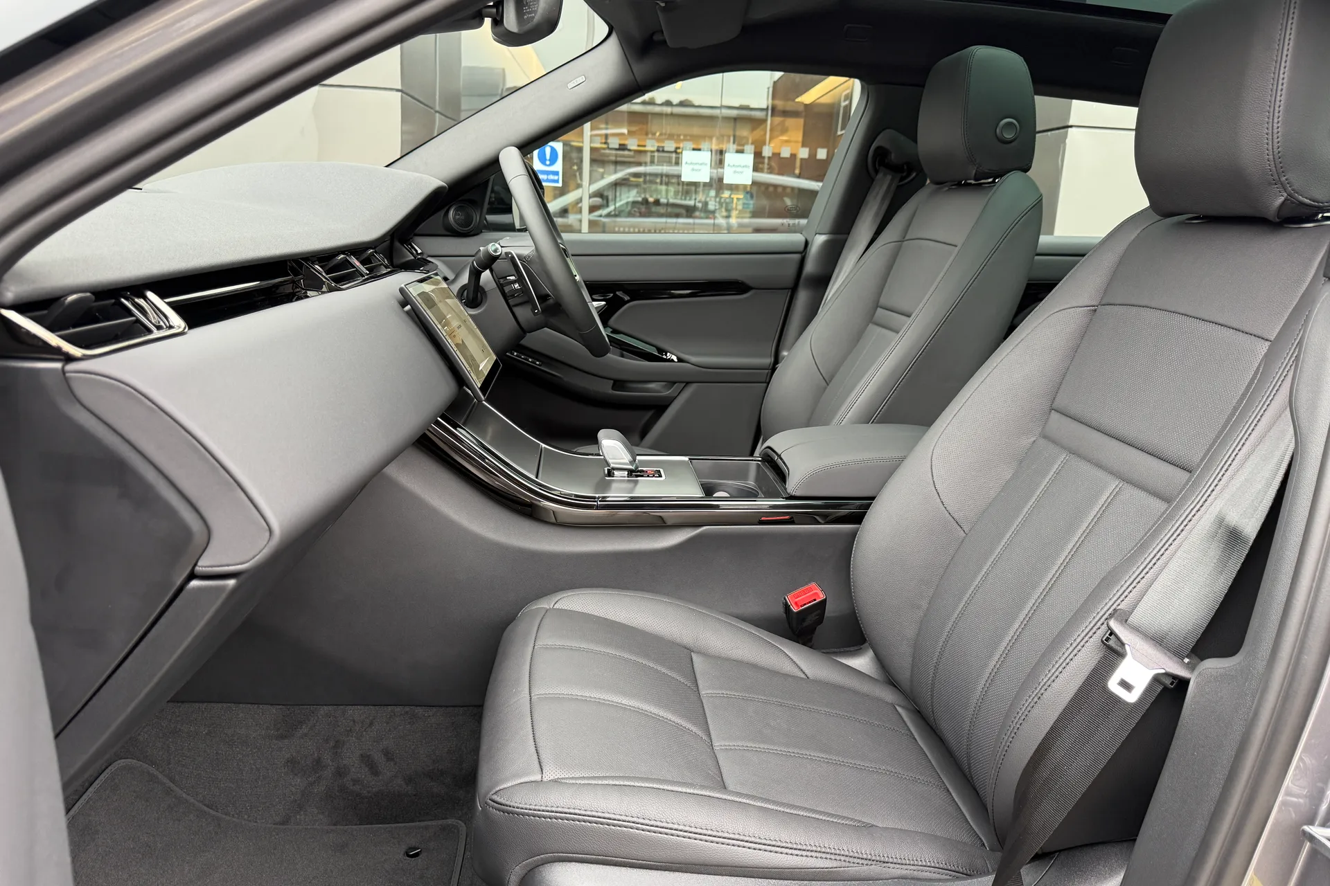 LAND ROVER RANGE ROVER EVOQUE thumbnail image number 45