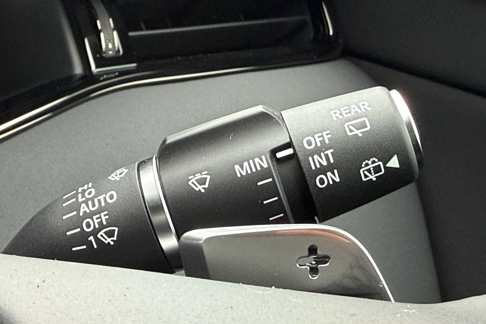 LAND ROVER RANGE ROVER EVOQUE thumbnail image number 57