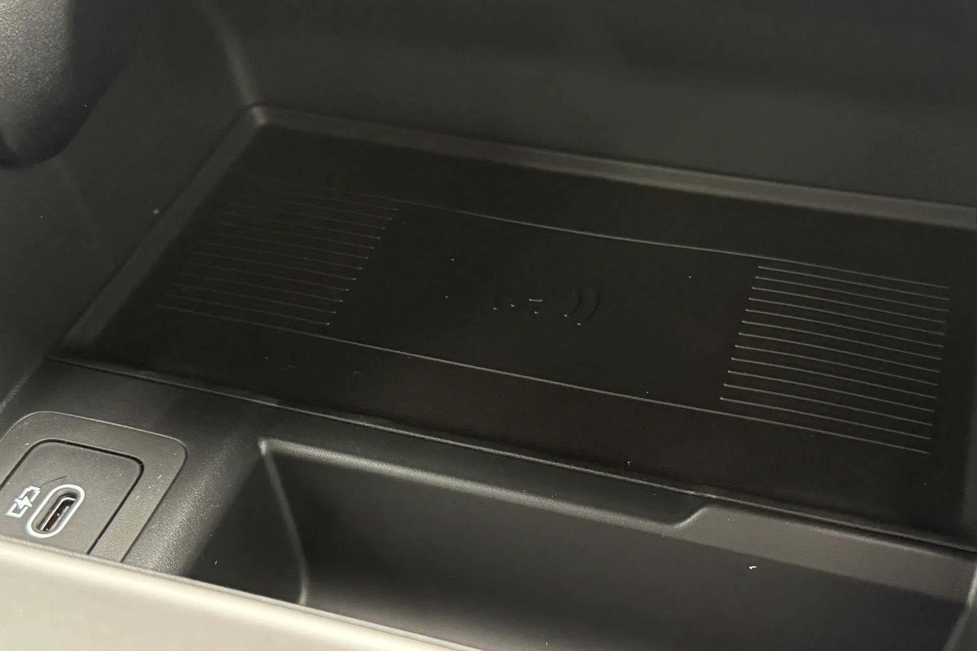 LAND ROVER RANGE ROVER EVOQUE thumbnail image number 31